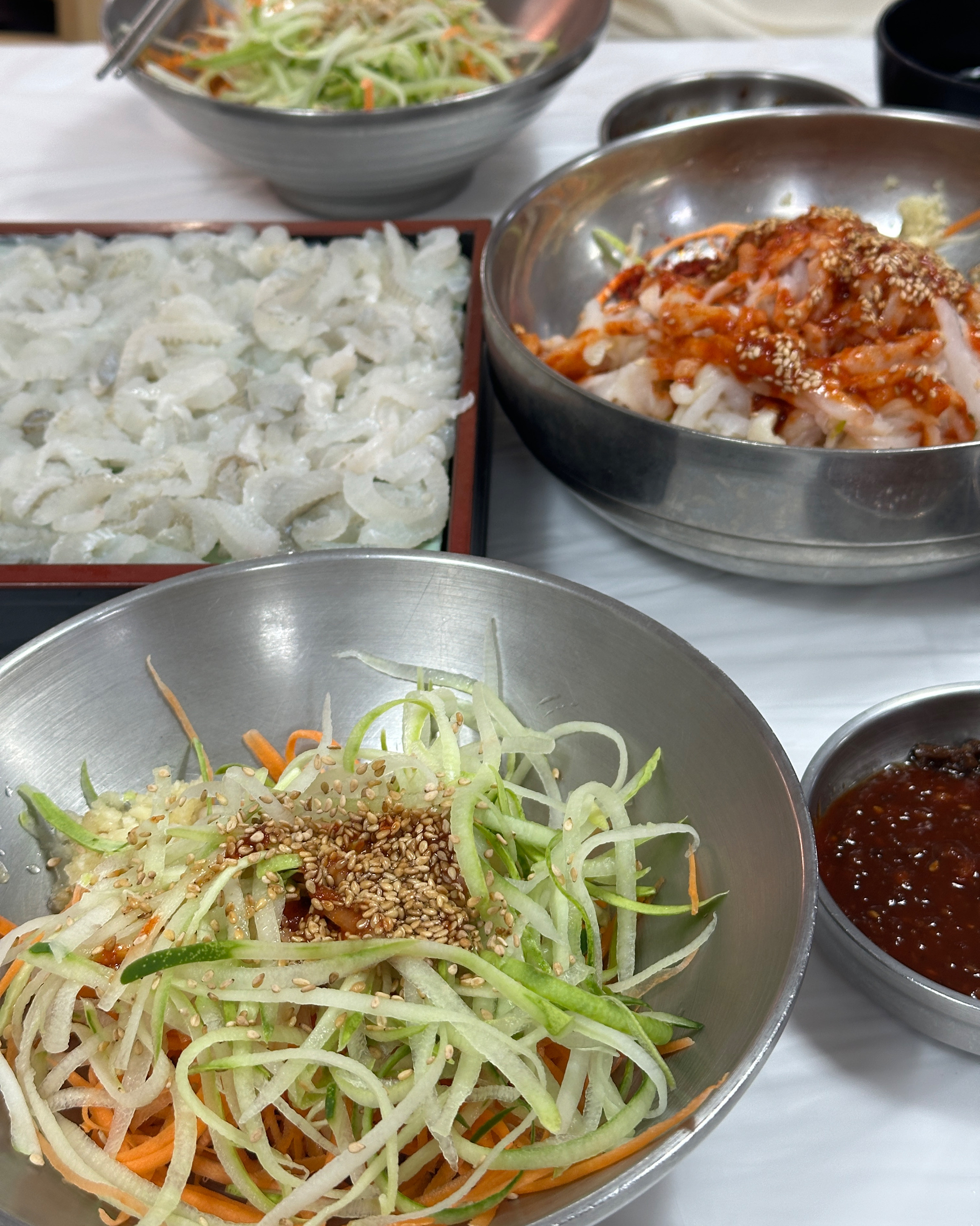 속초 송도뮬회가려고 갈정도로 진짜 제 입맛에 완전 딱 그냥 취향저격이에요~ - 아바이마을 맛집 송도물회