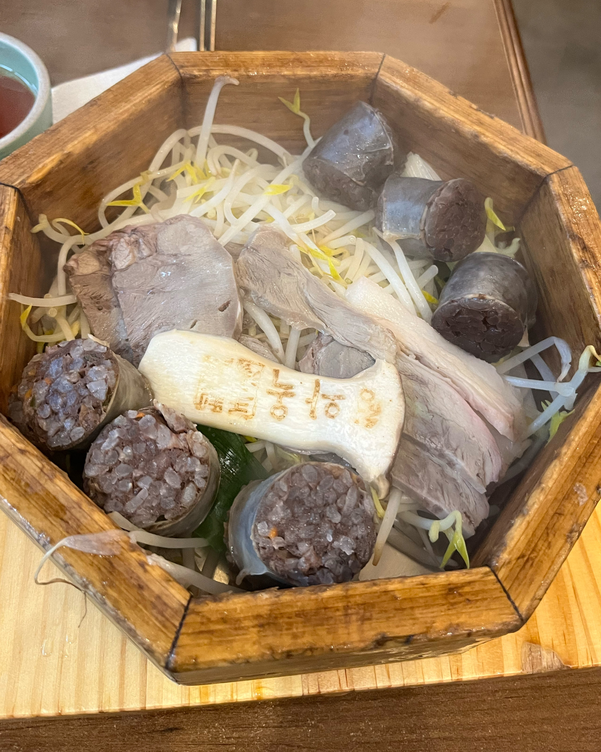 
서울시 송파구 석촌동 맛집 청와옥 석촌호수직영점