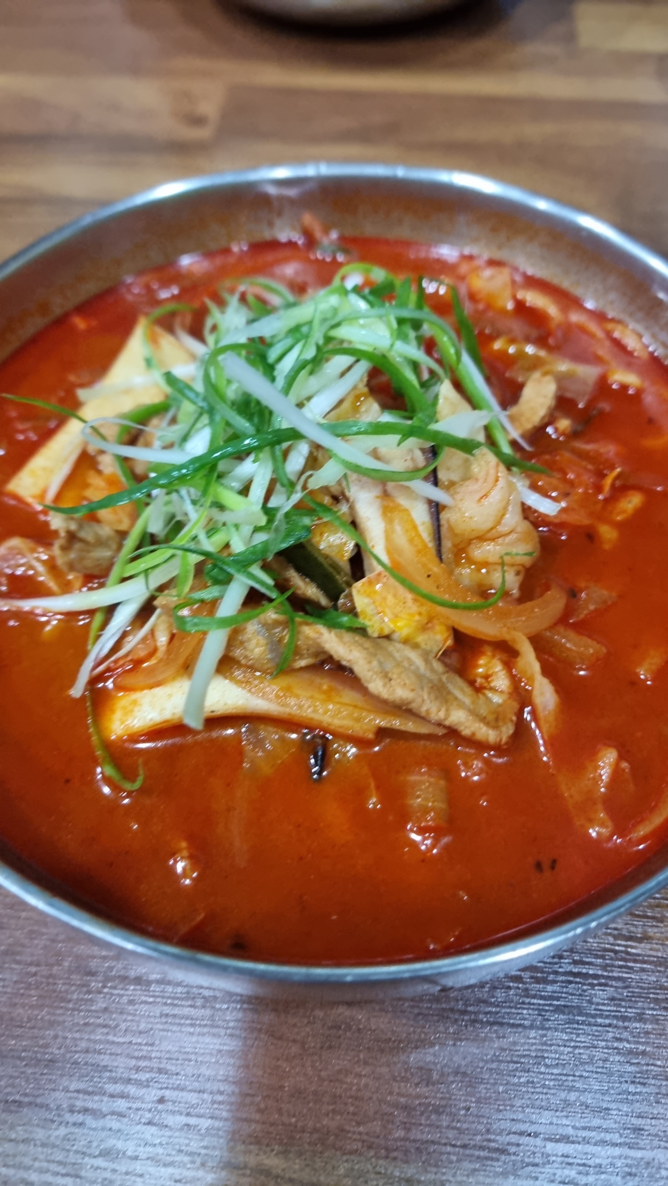 
신길온천역식당 한짬뽕 본점