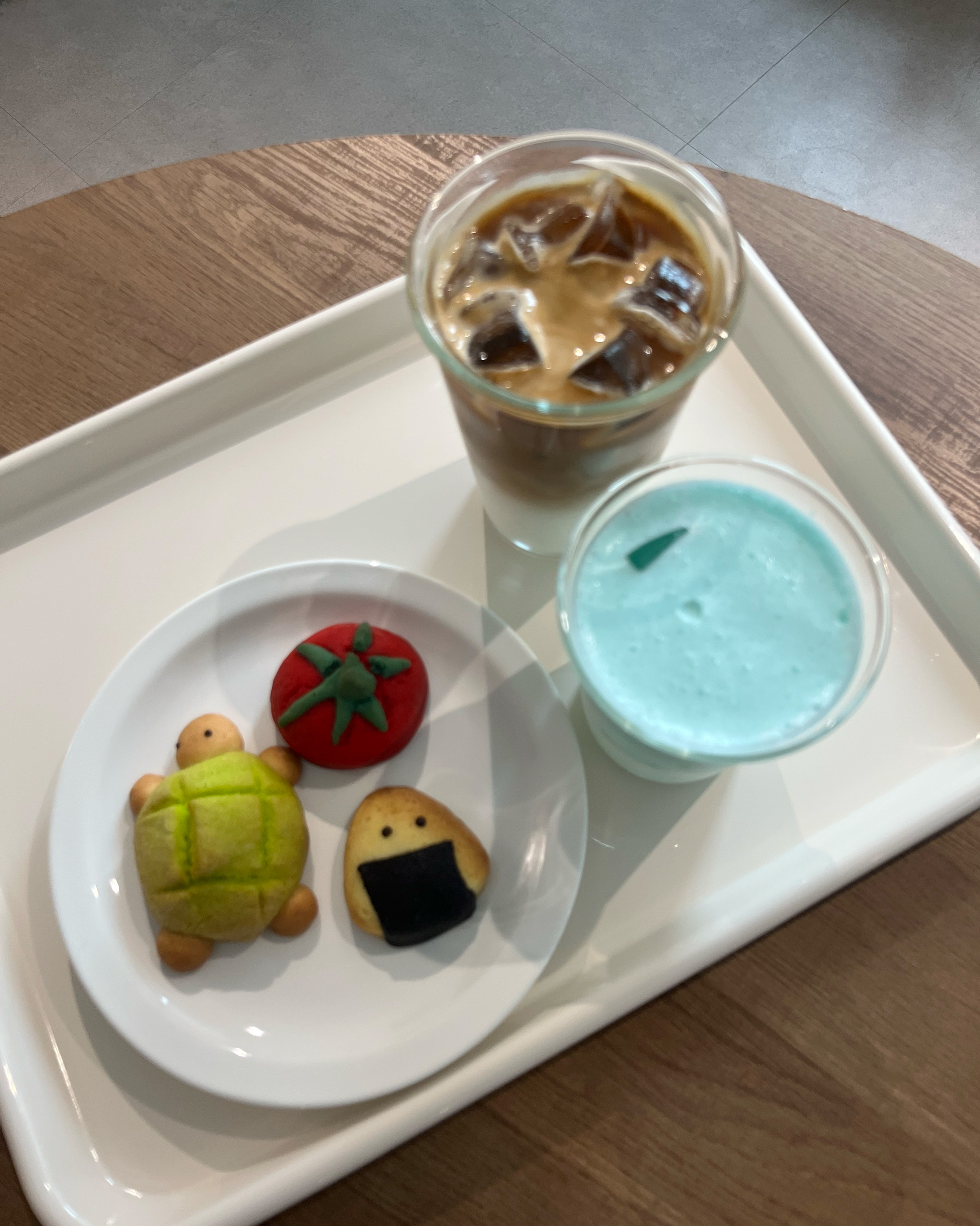쿠키가 너무 귀엽고 음료도 맛있어용😚 - 구월동 맛집 사계절, 일기