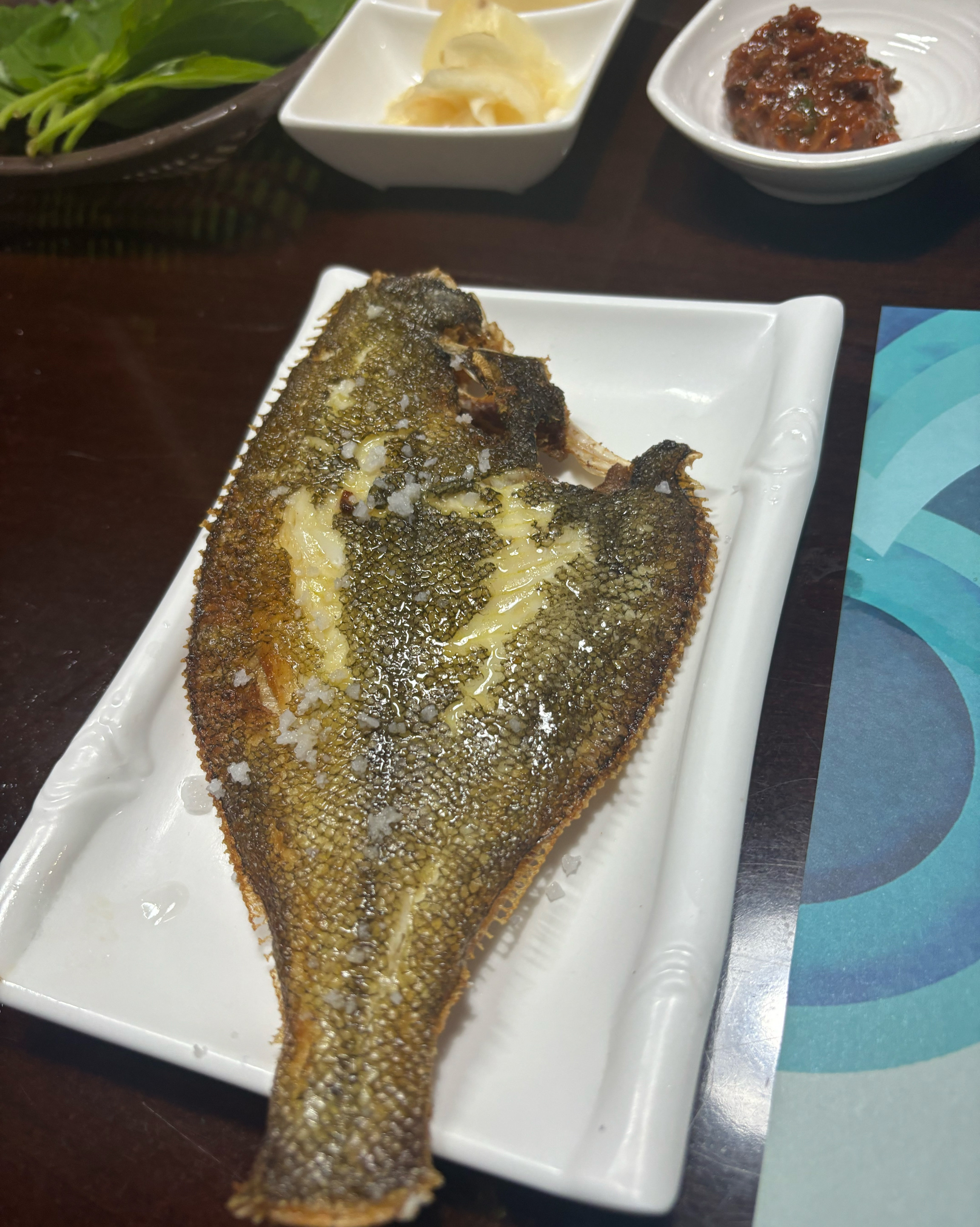 정말 가성비 생각하면 가는 곳이에요! 근데 날파리가 너무 많이 날라다녀서 음식으로 떨어질까