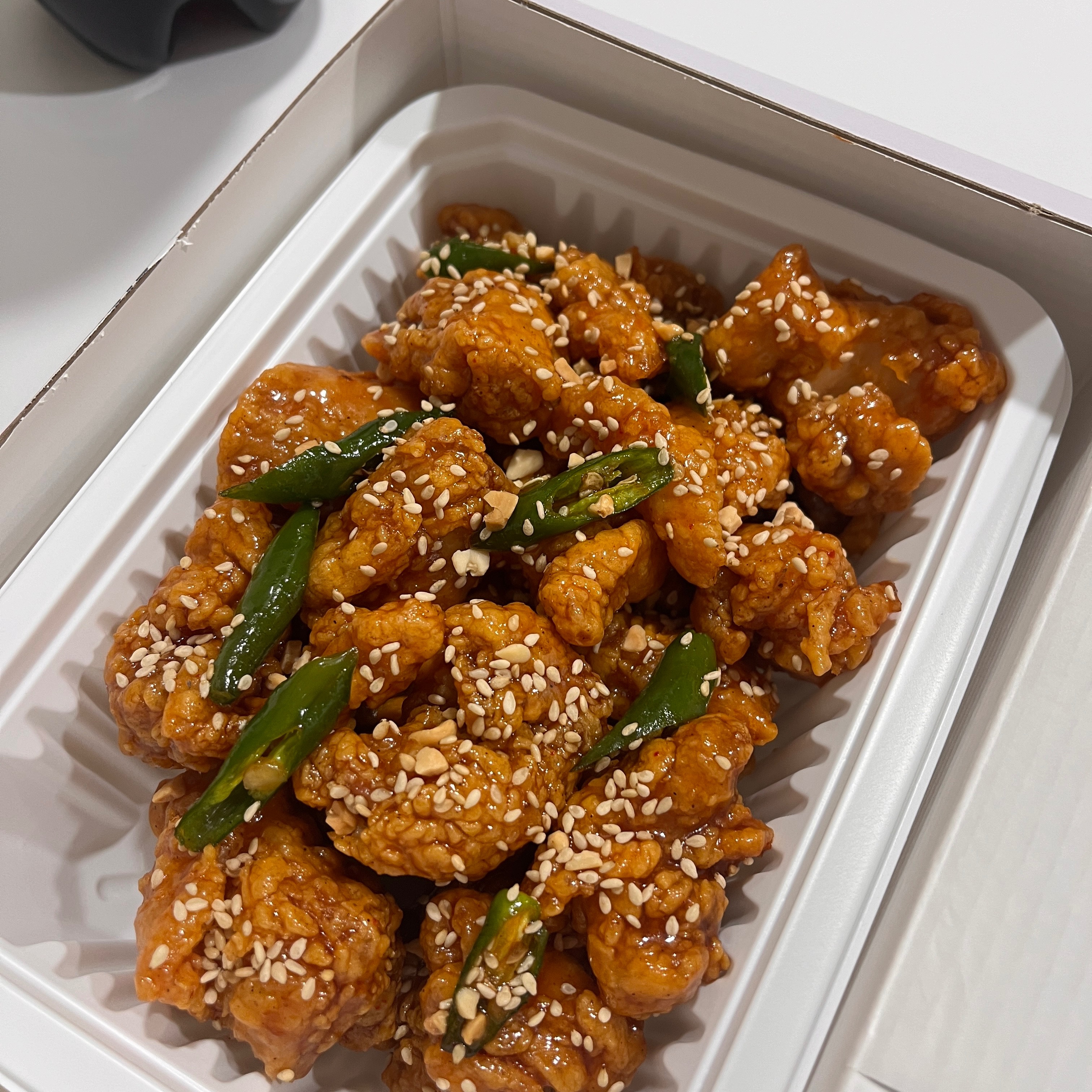  한국 서울 잠실역 주변 치킨 전문점 맛집 이나닭강정 잠실학원사거리점