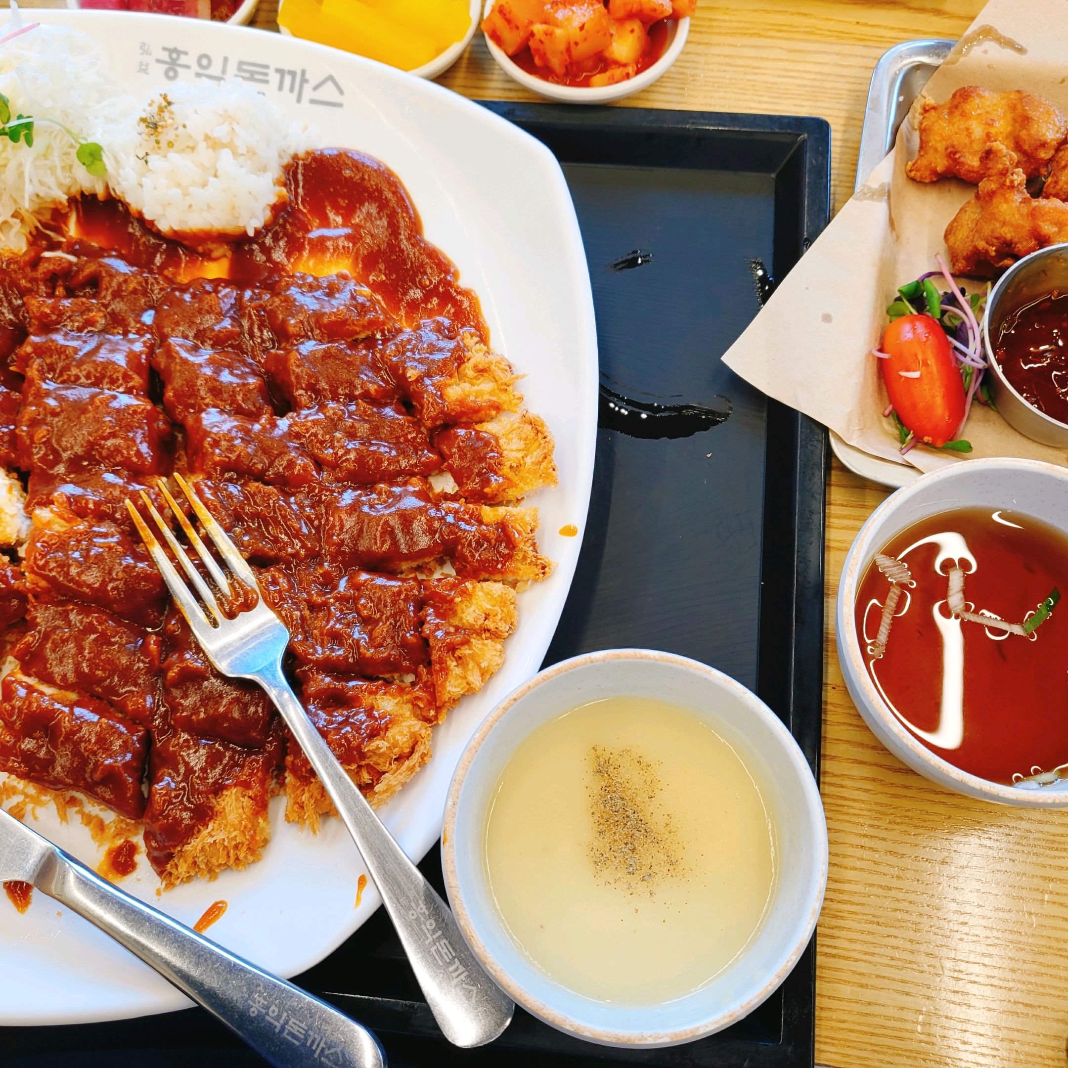 오랜만에 경양식돈까스가 먹고 싶어 추천받아서 갔어요! - 내포 맛집 홍익돈까스 홍성내포점