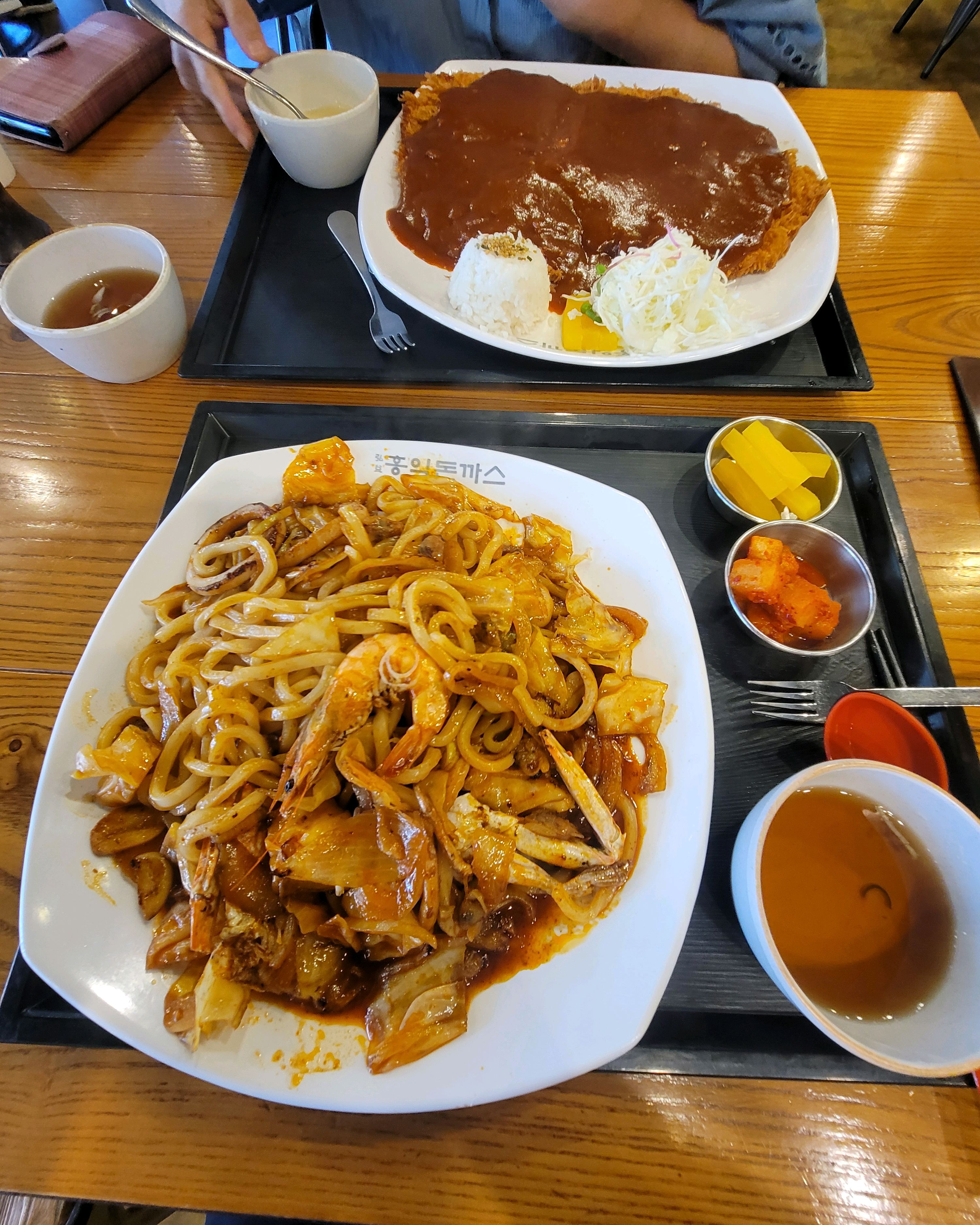 가끔 돈까스먹고 싶을때 가곤합니다. - 퇴계동 맛집 홍익돈까스 춘천점