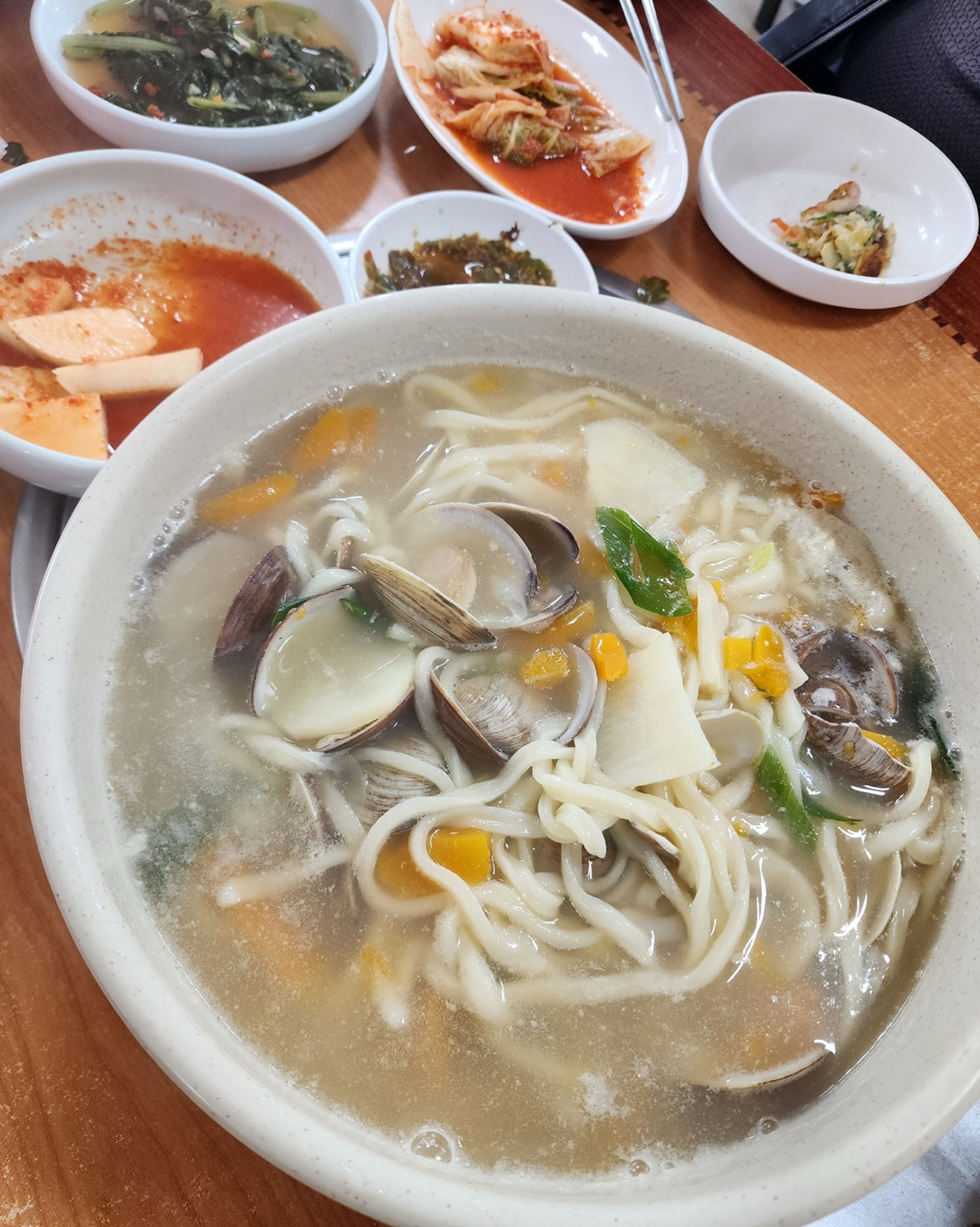 [안산 맛집 바지락마을손칼국수 대부도 본점] 직접 가본 로컬 리뷰