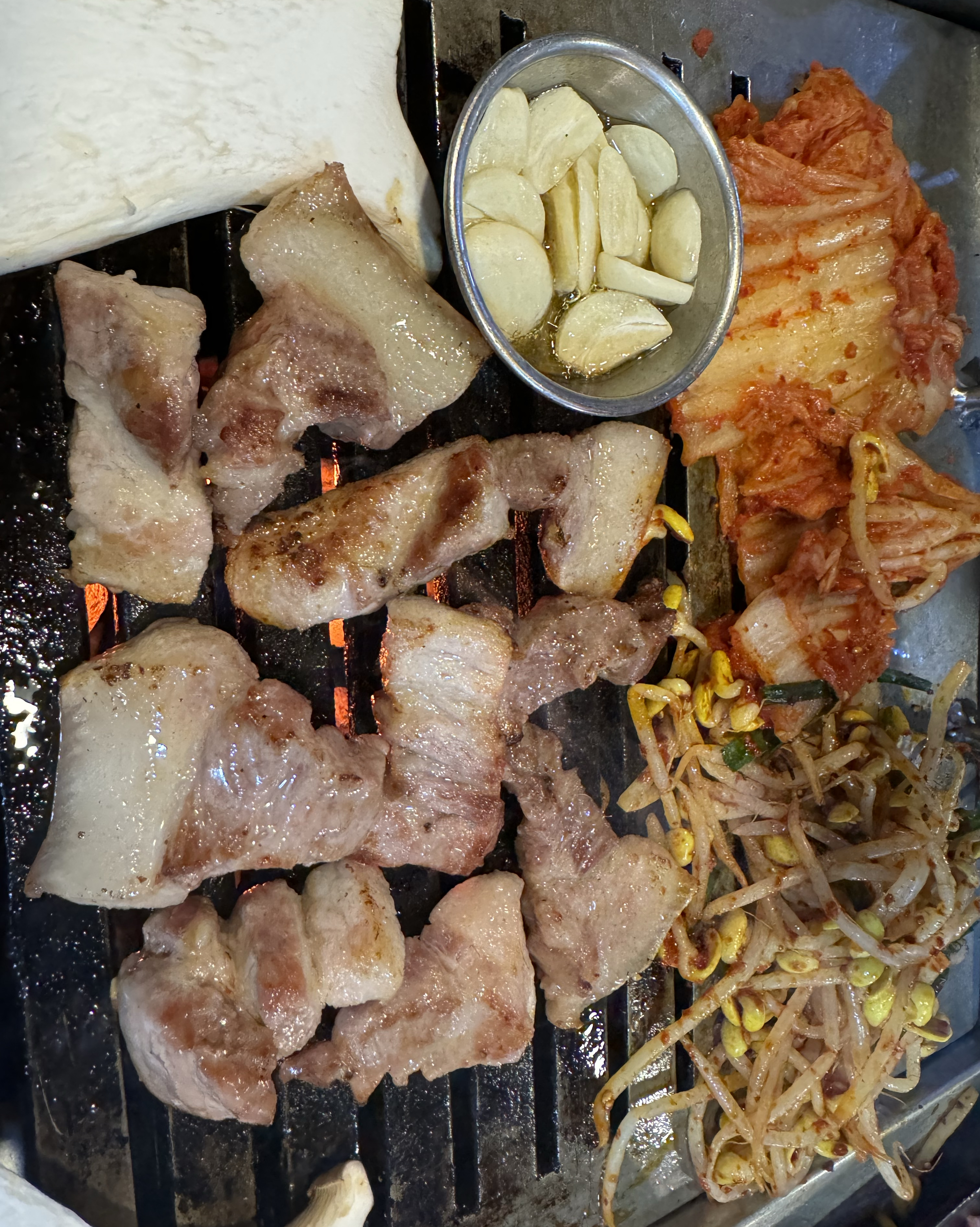 
상록수역식당 불타는연탄구이