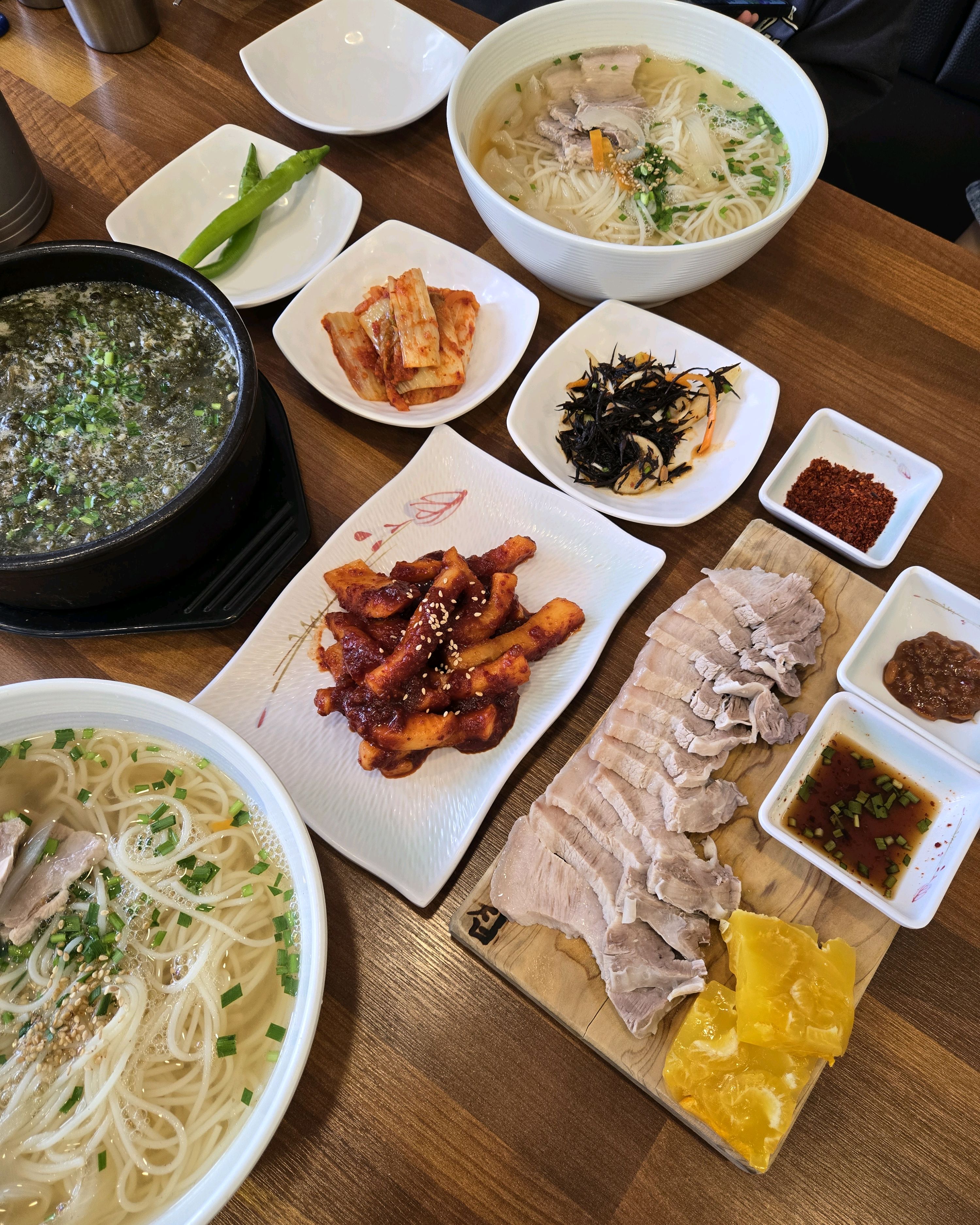 관광지 맛집으로 올라와 가봤어요 - 제주 맛집 제주돔베고기집