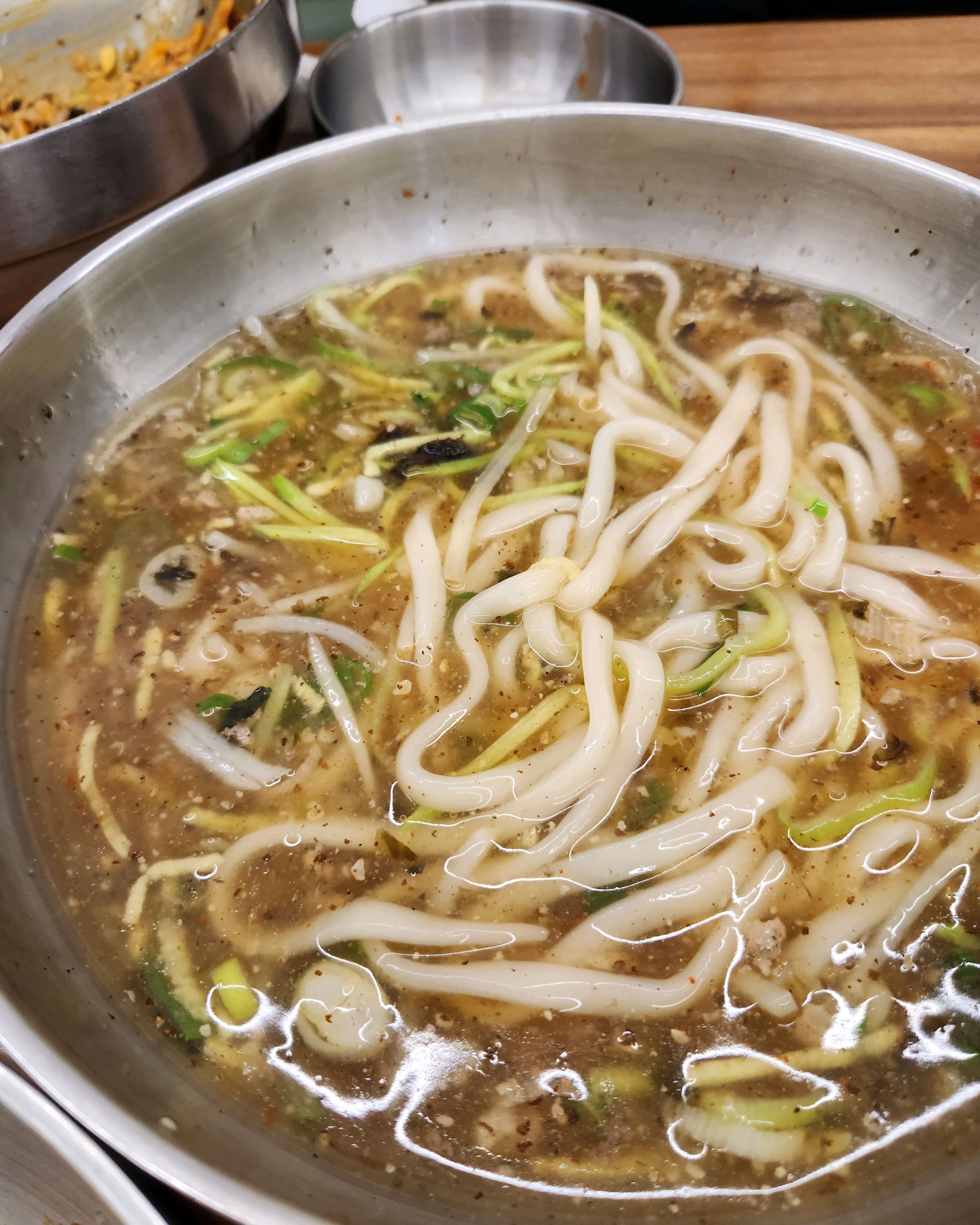 
서울시 송파구 석촌동 맛집 석촌 칼국수 보리밥 본점