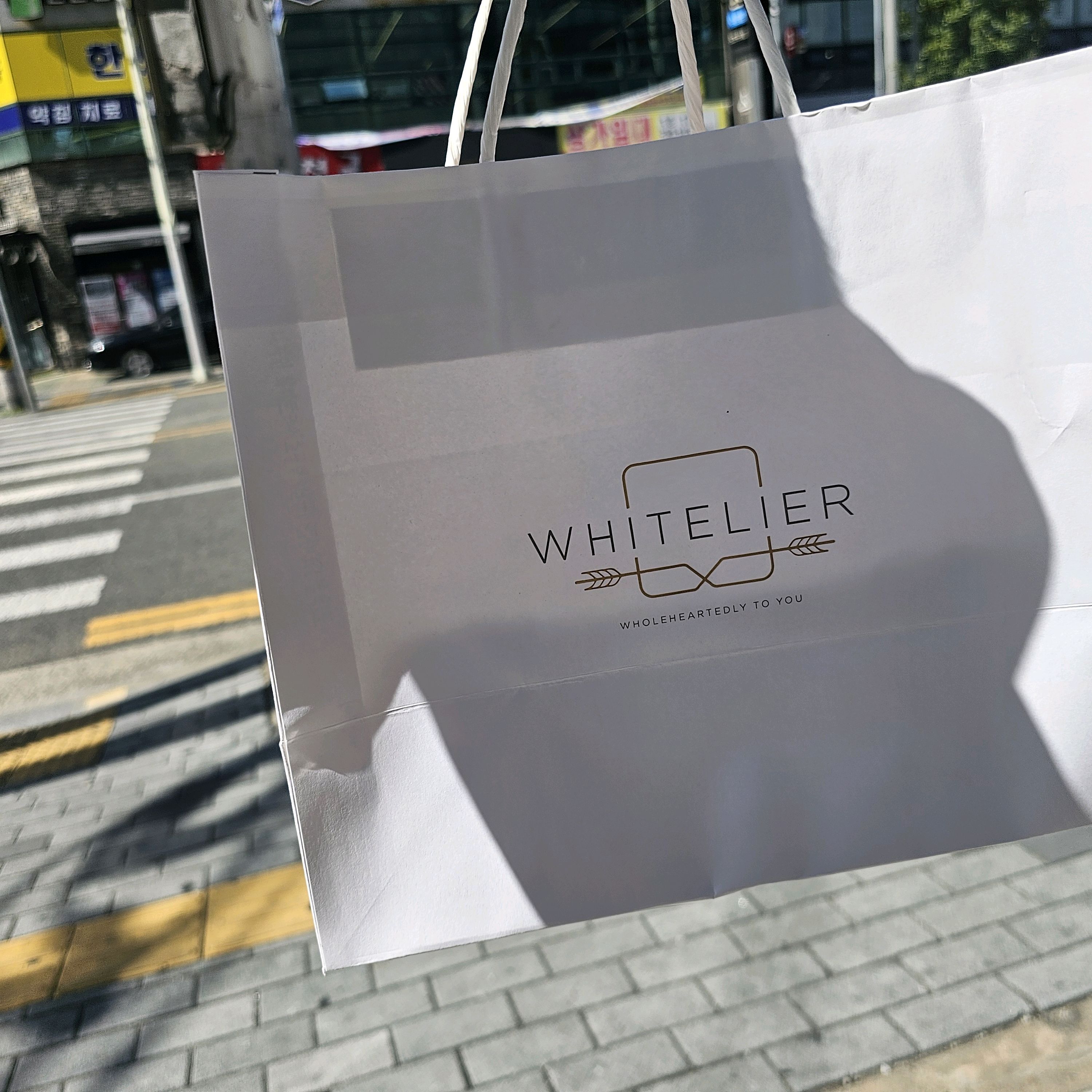 식빵계 에르메스 👍 낮에 사고, - 칠곡 맛집 화이트리에 칠곡점