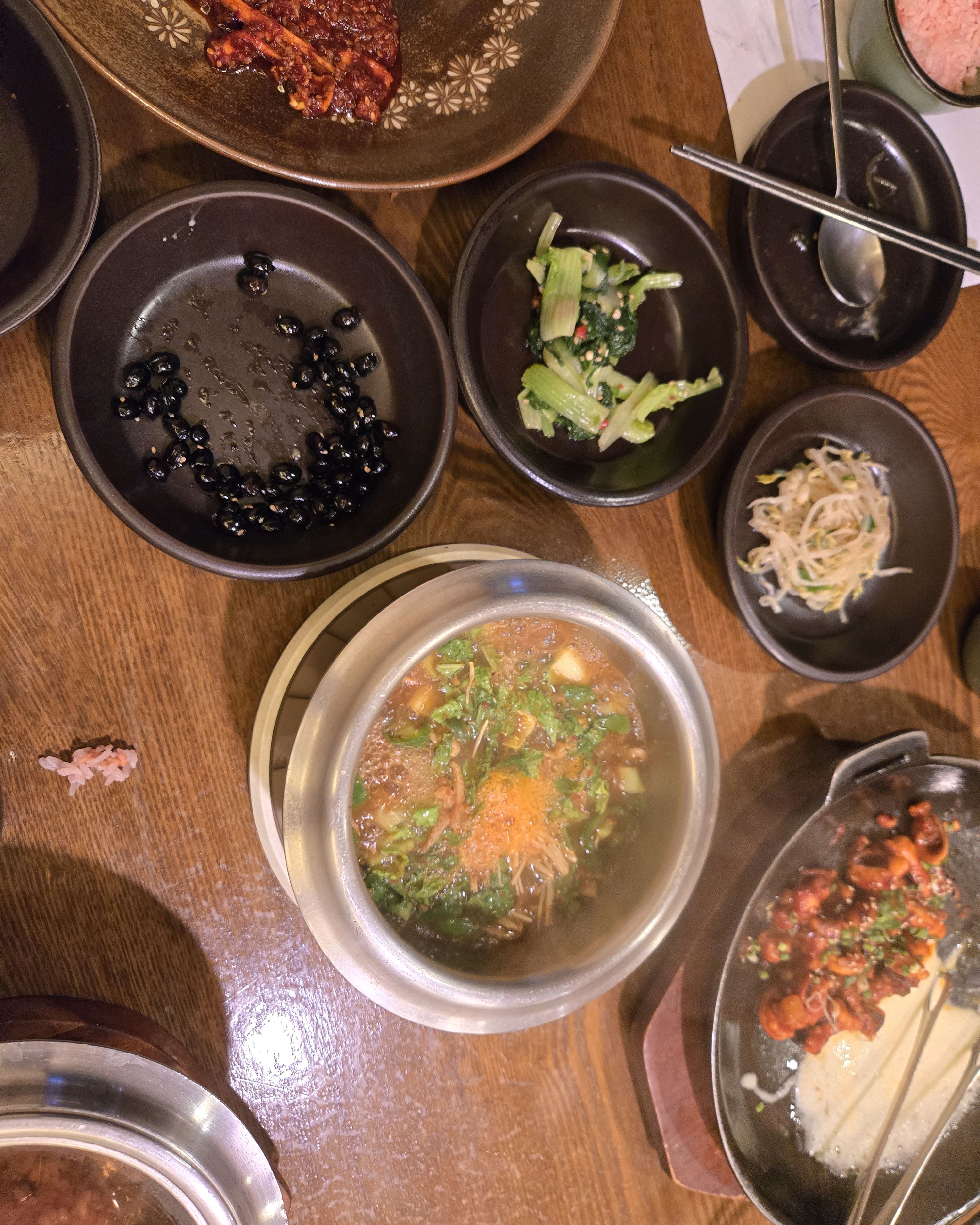 
고덕역식당 숟가락반상 마실 강동점