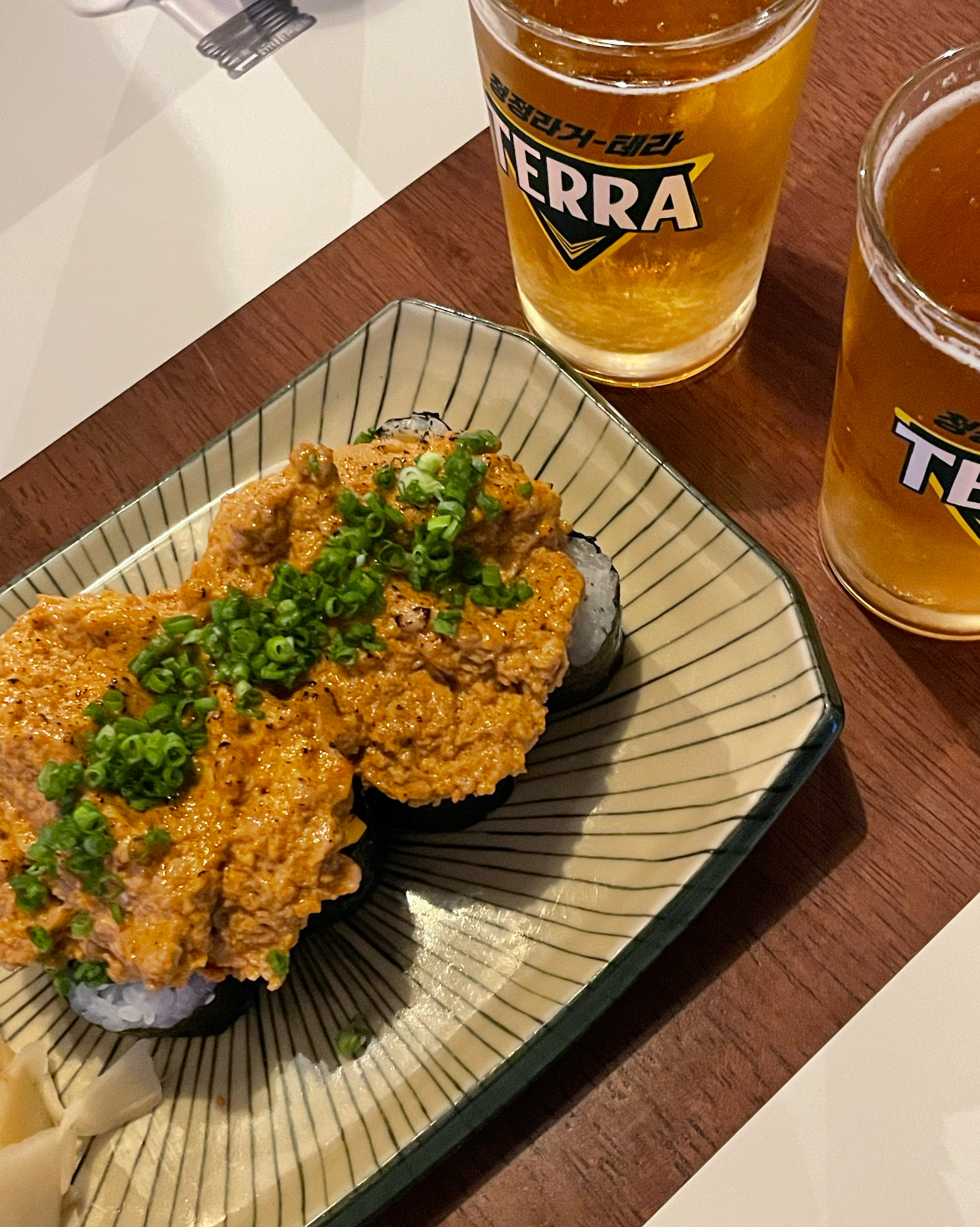 
서울시 송파구 방이동 맛집

 정원다이닝