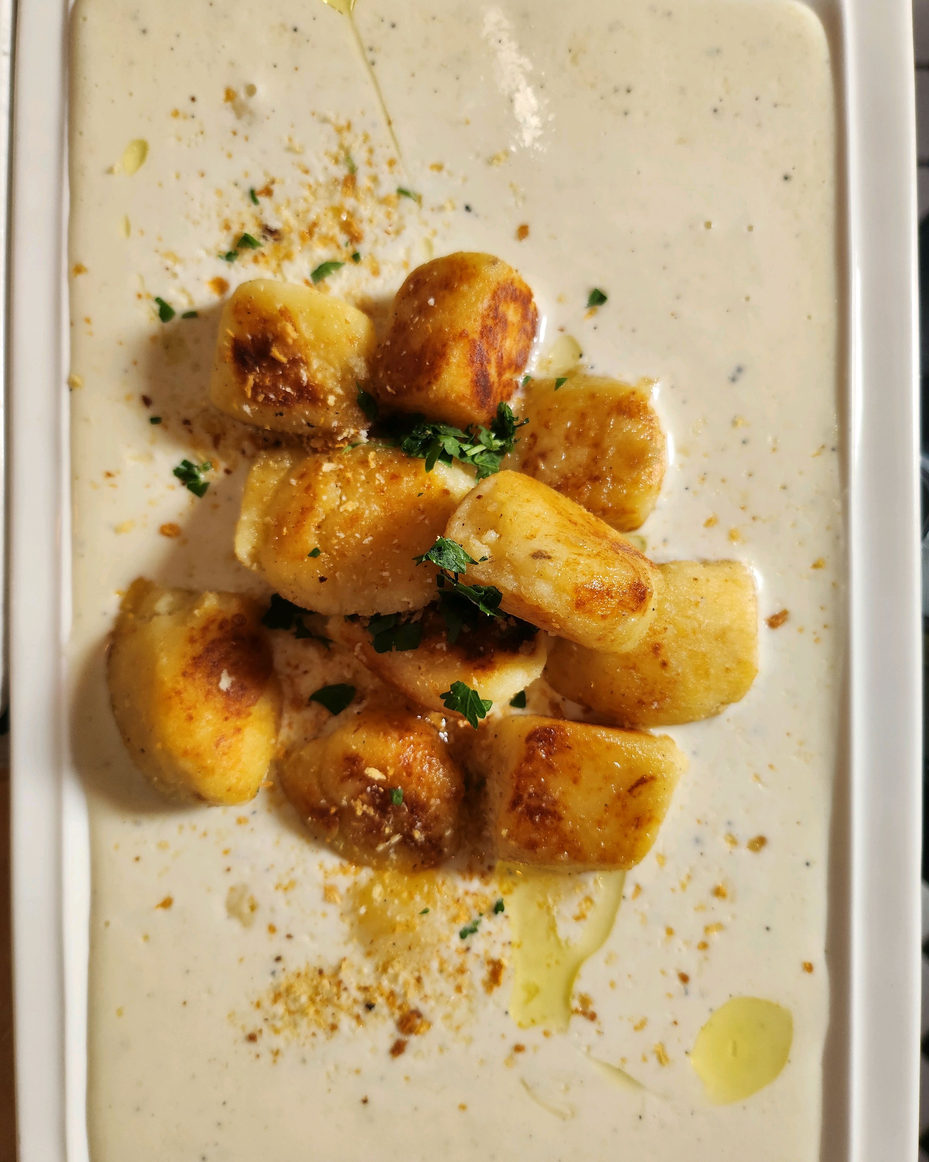 Anguk Station Restaurant Italian food
