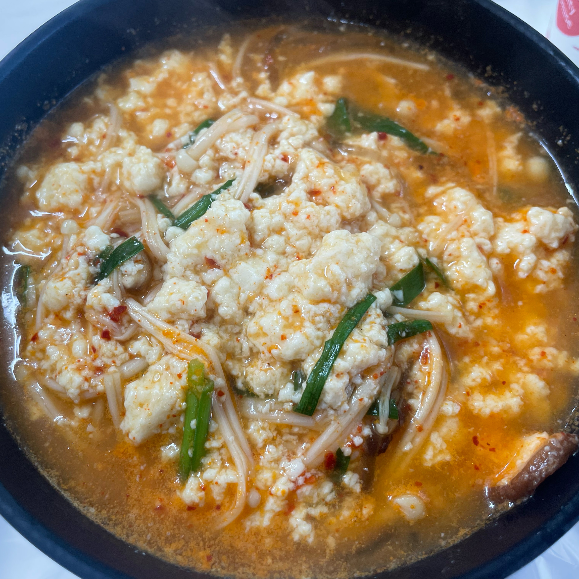 모두부! 정말 고소하고 맛나고, 비지도 그랬다. 순두부 전골은 더할 나위 없이 맛났다. +