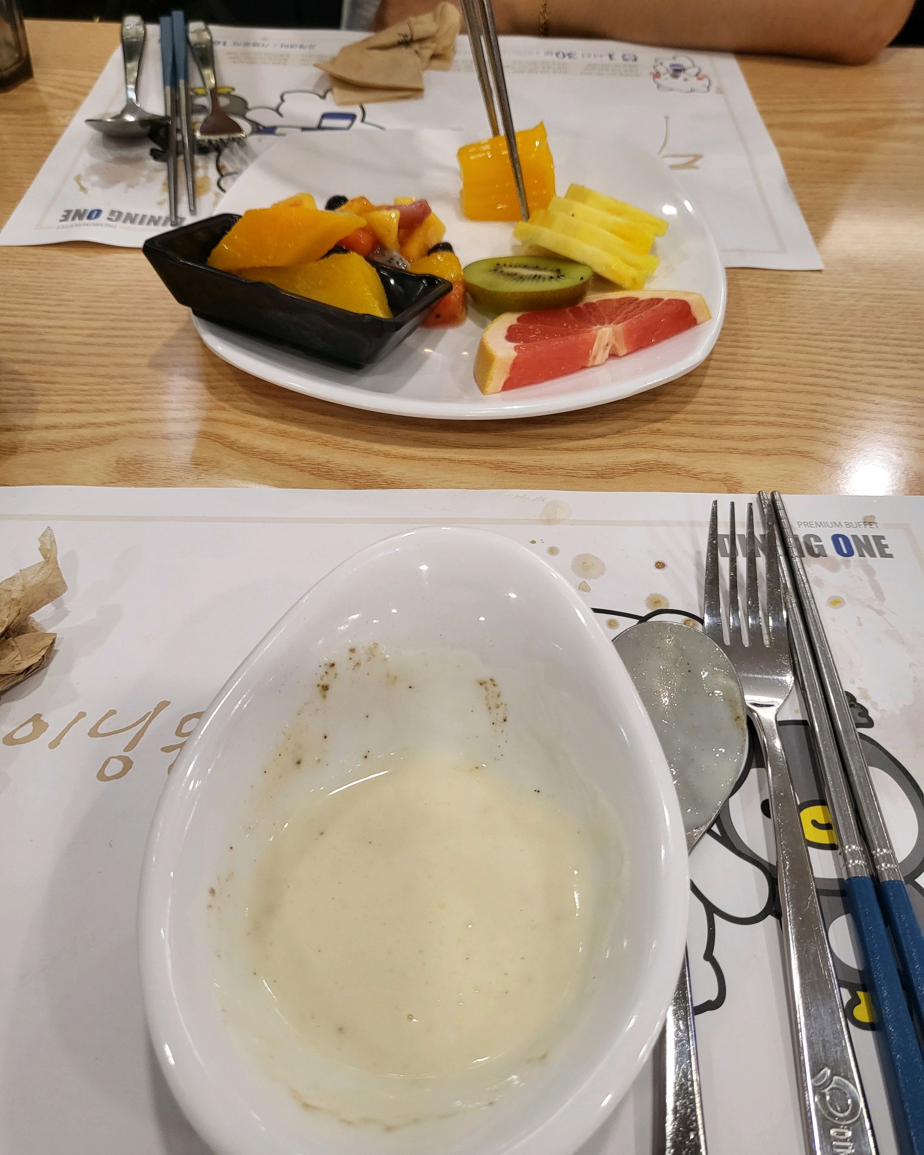 골고루 여러가지 먹을 수 있다는 점에서 - 해운대 맛집 다이닝원 해운대점