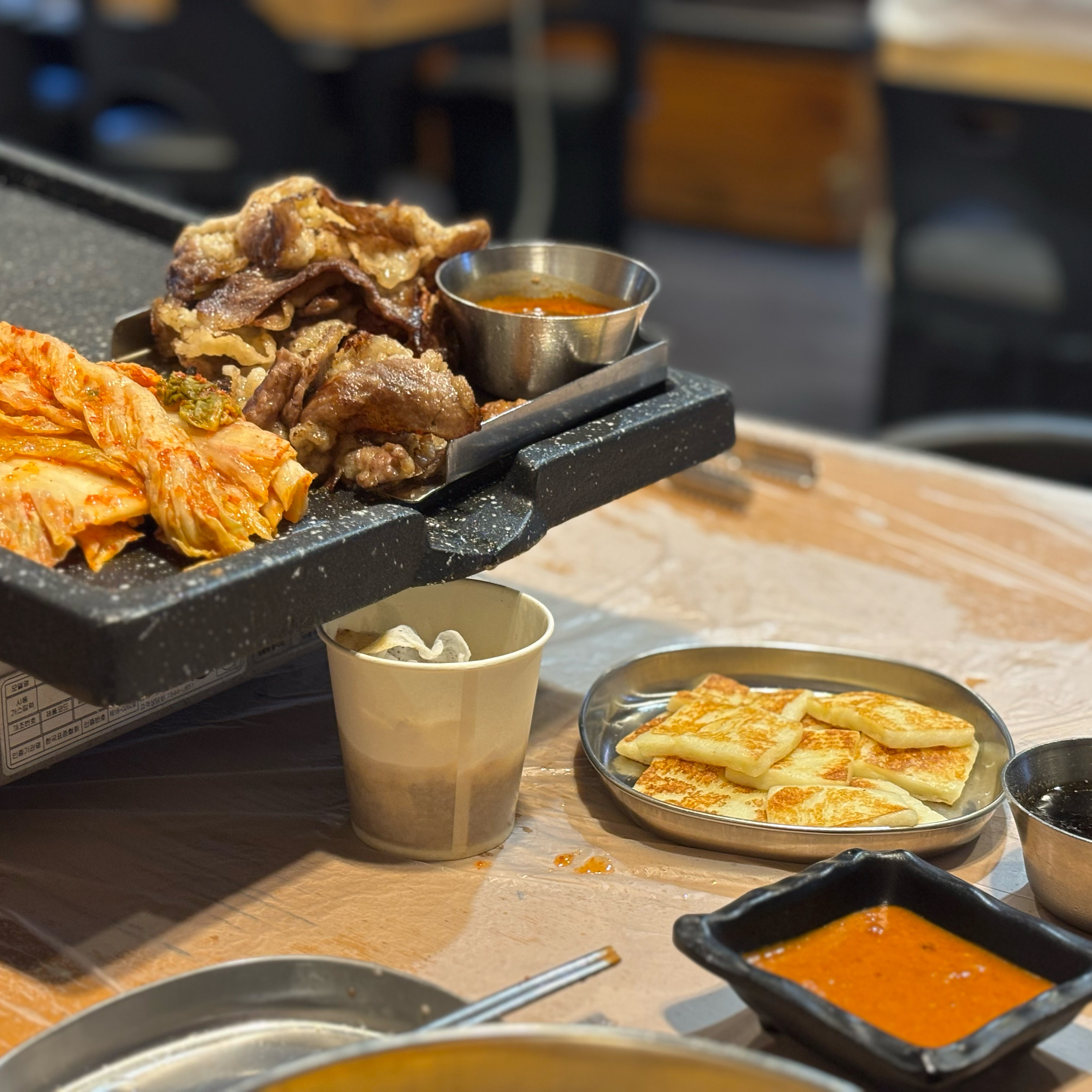
신사역식당 하남돼지집 가로수길점