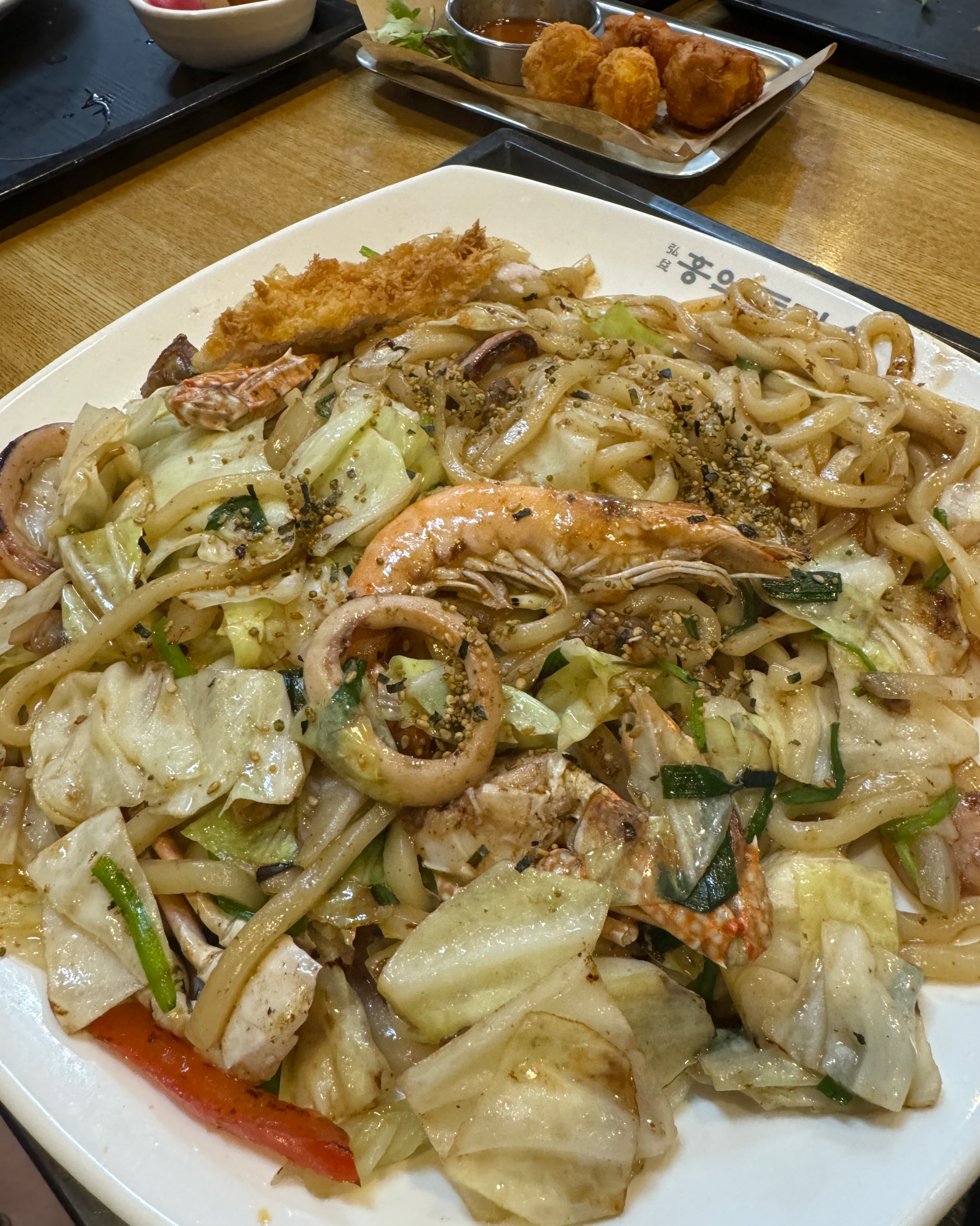 음식은 생각한 그대로에요 - 충주 안림동 맛집 홍익돈까스 충주점