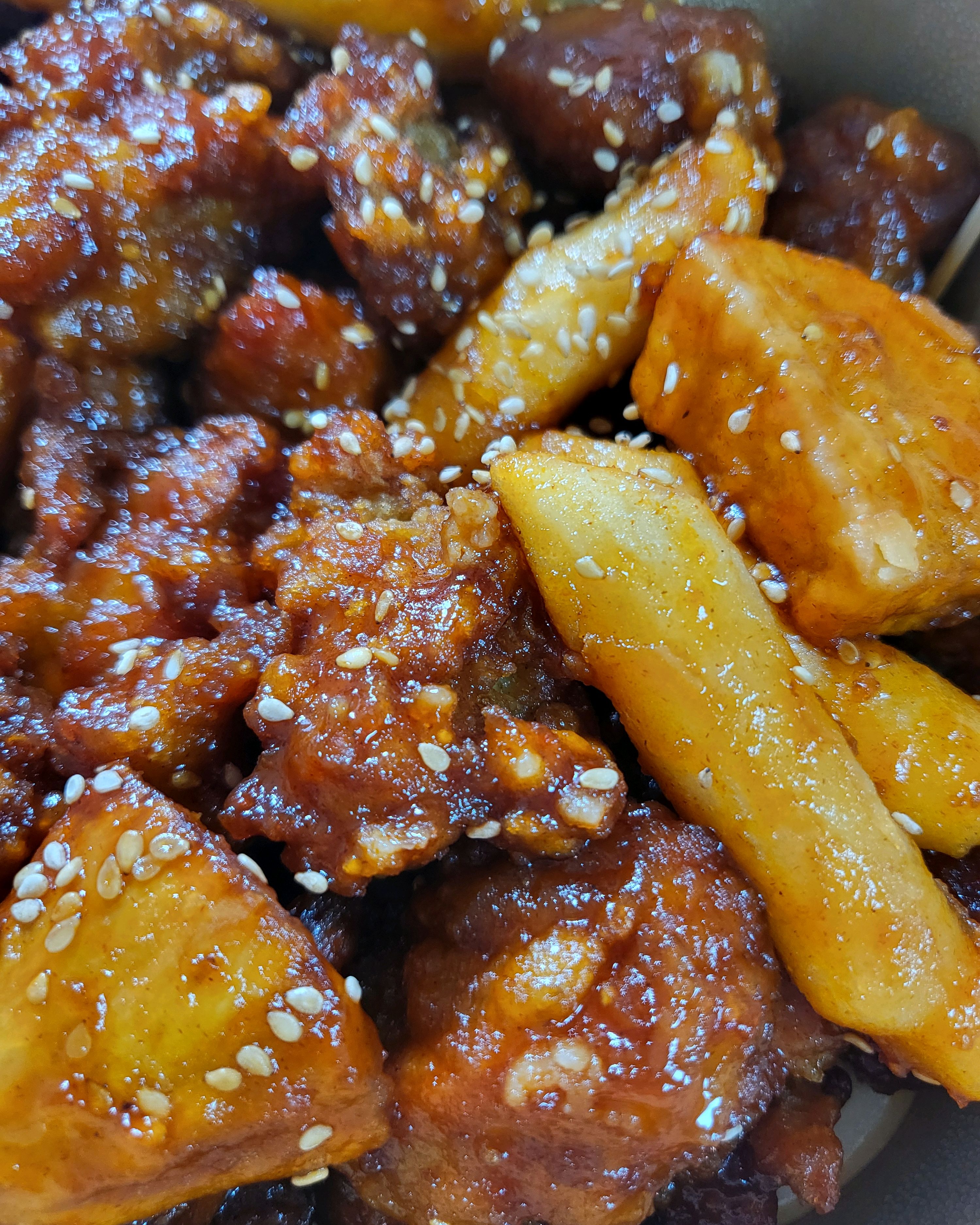 
창신역식당 6일닭강정