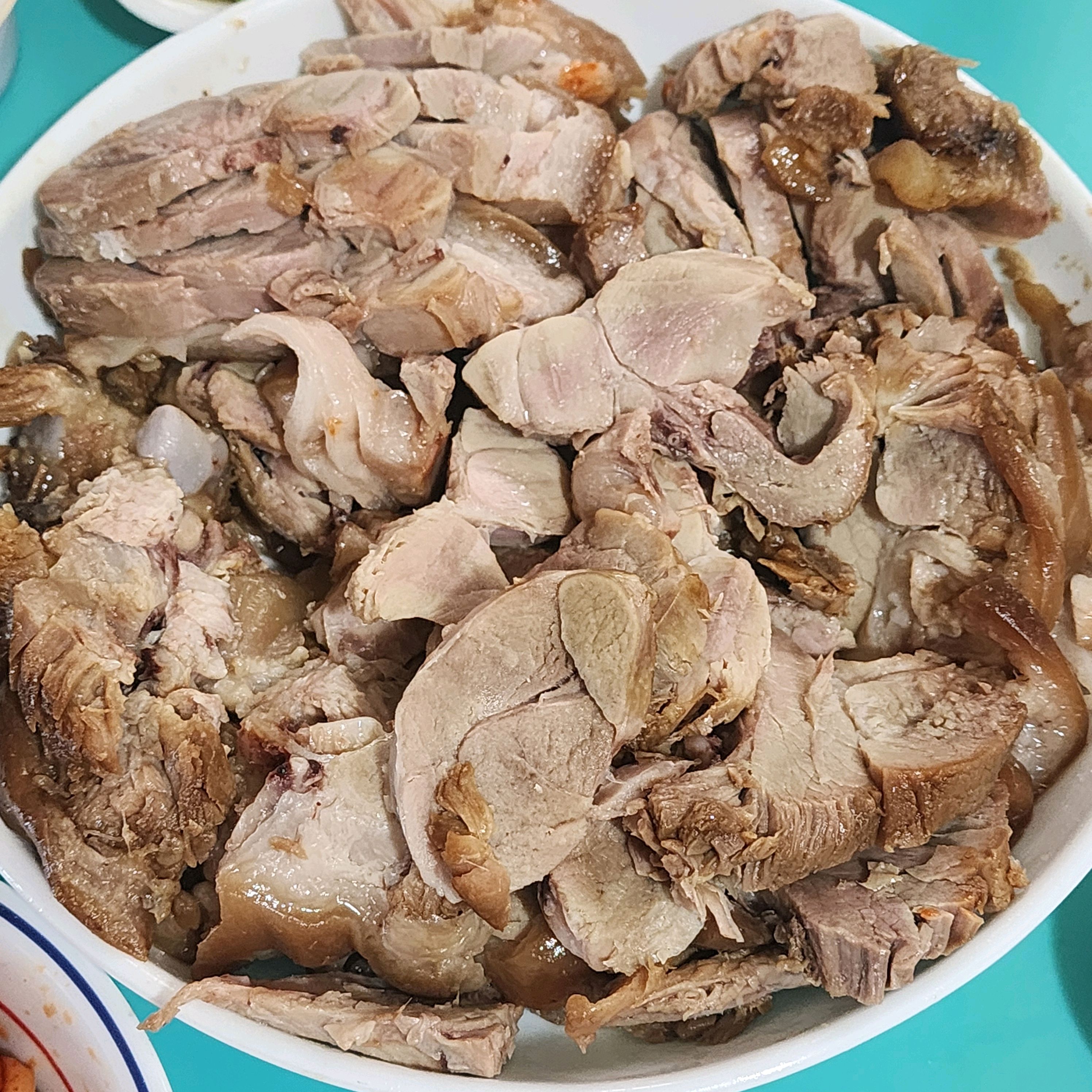 
동대입구역식당 평안도족발집