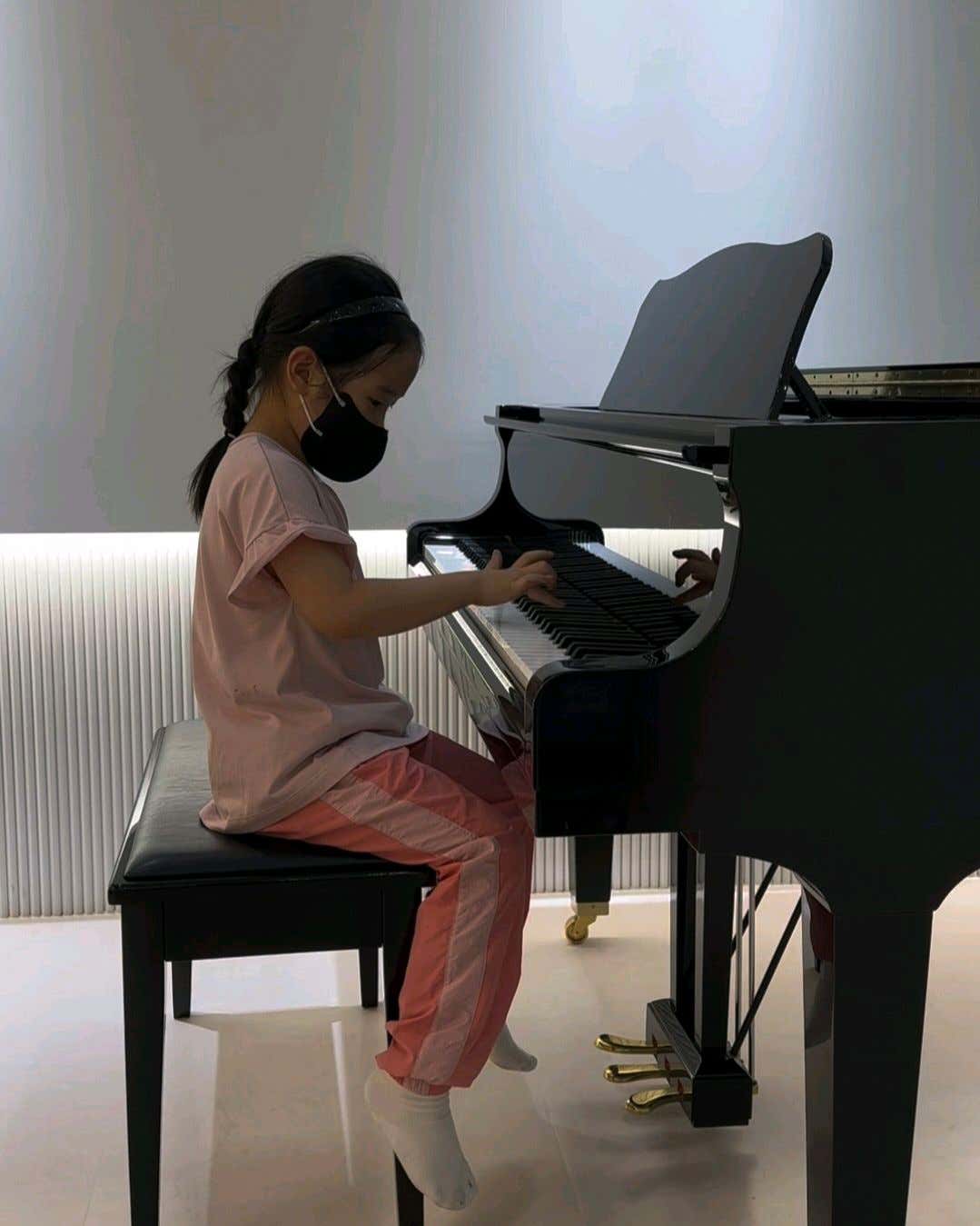 2번째 스튜디오 사진