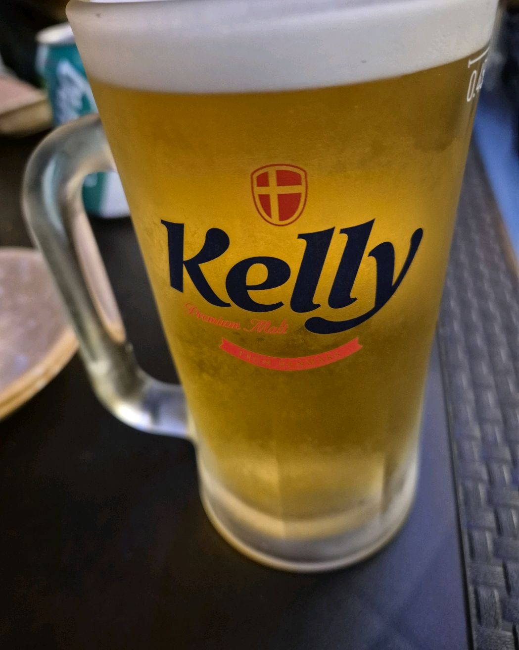 마늘통닭과 생맥주 먹었습니다. 야외테이블에 분위기가 좋았습니다~ 아이들이랑 방문하기에도 나