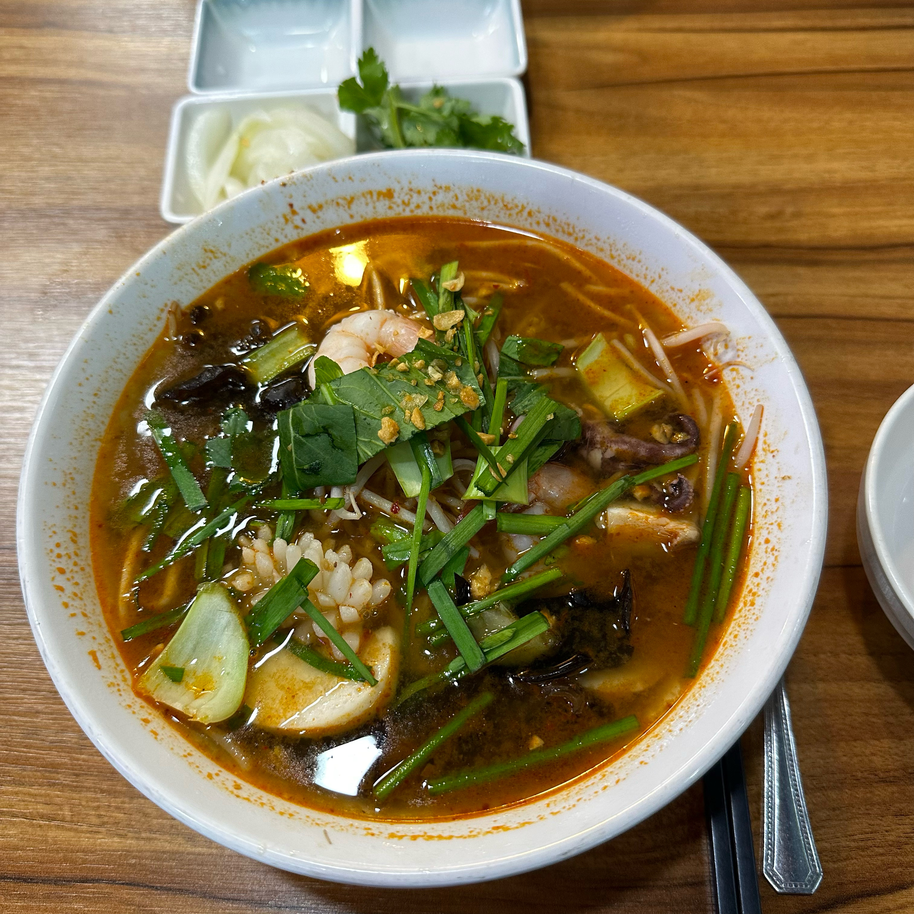 구파발역식당 포옹싸