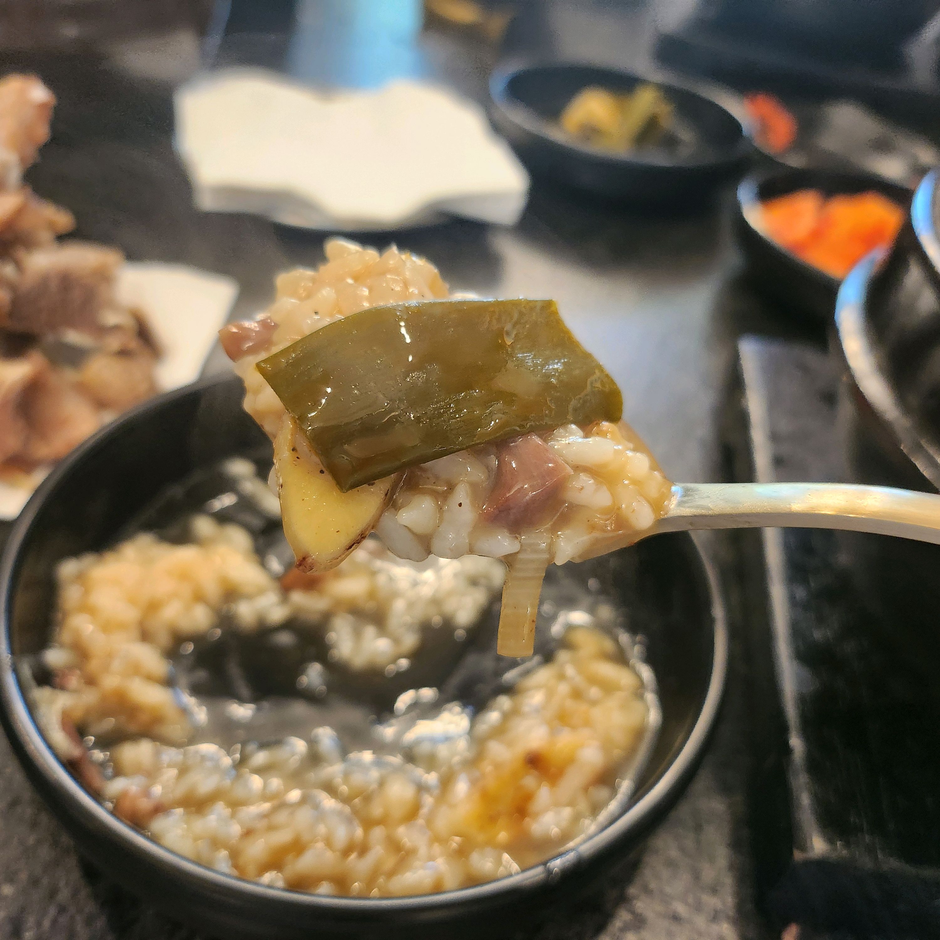 Triple main soup with good restaurants in Jangji-dong, Songpa-gu, Seoul