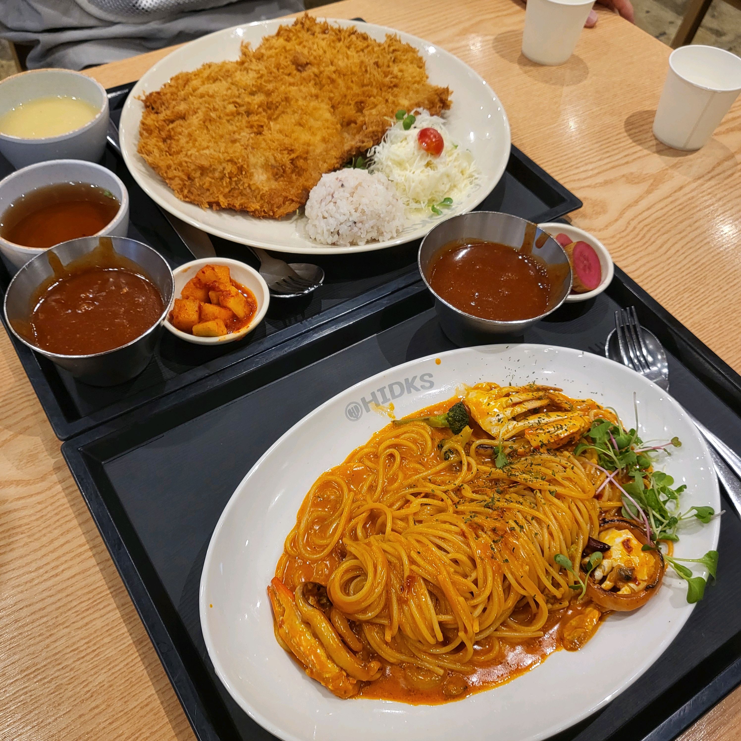 왕돈까스 원조 홍익돈까스 아닙니까?! - 창원 신월동 맛집 홍익돈까스 창원점