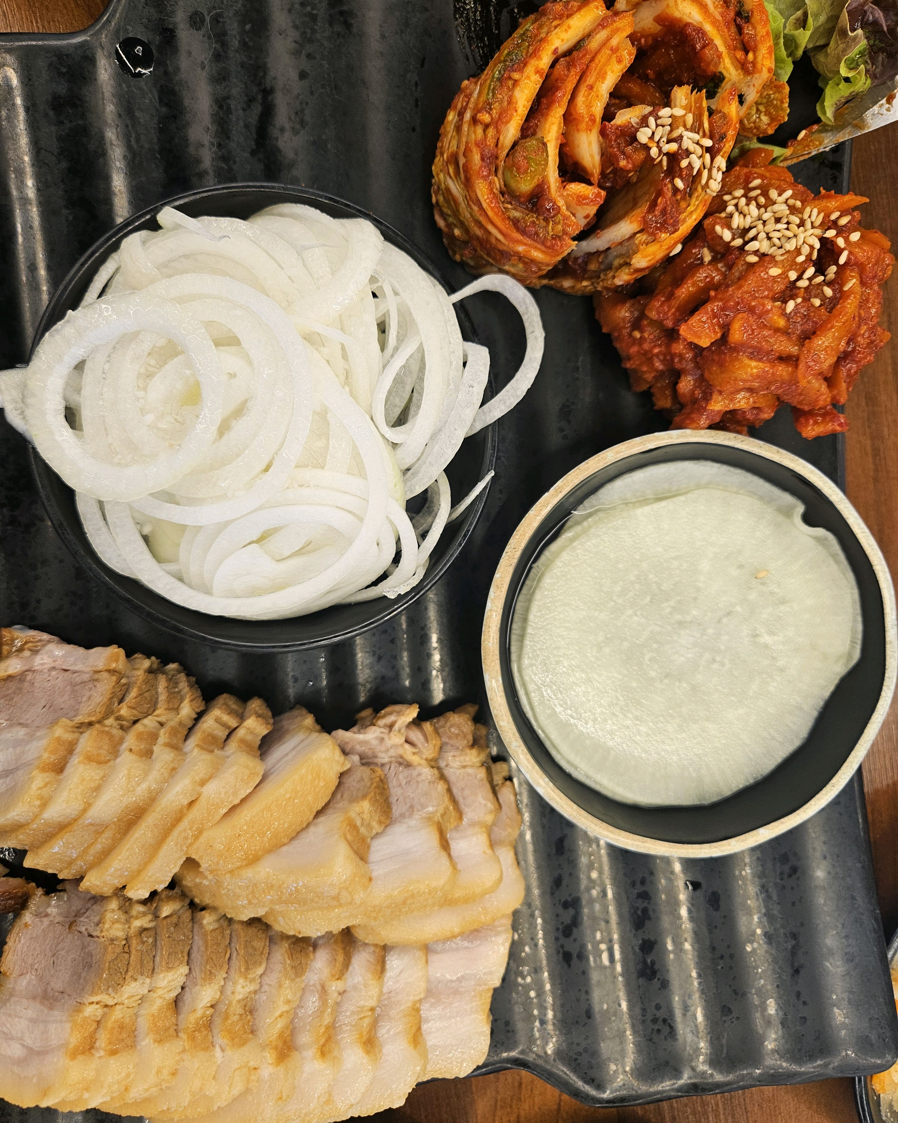 대화역식당 꽃피우는기와보쌈 일산본점