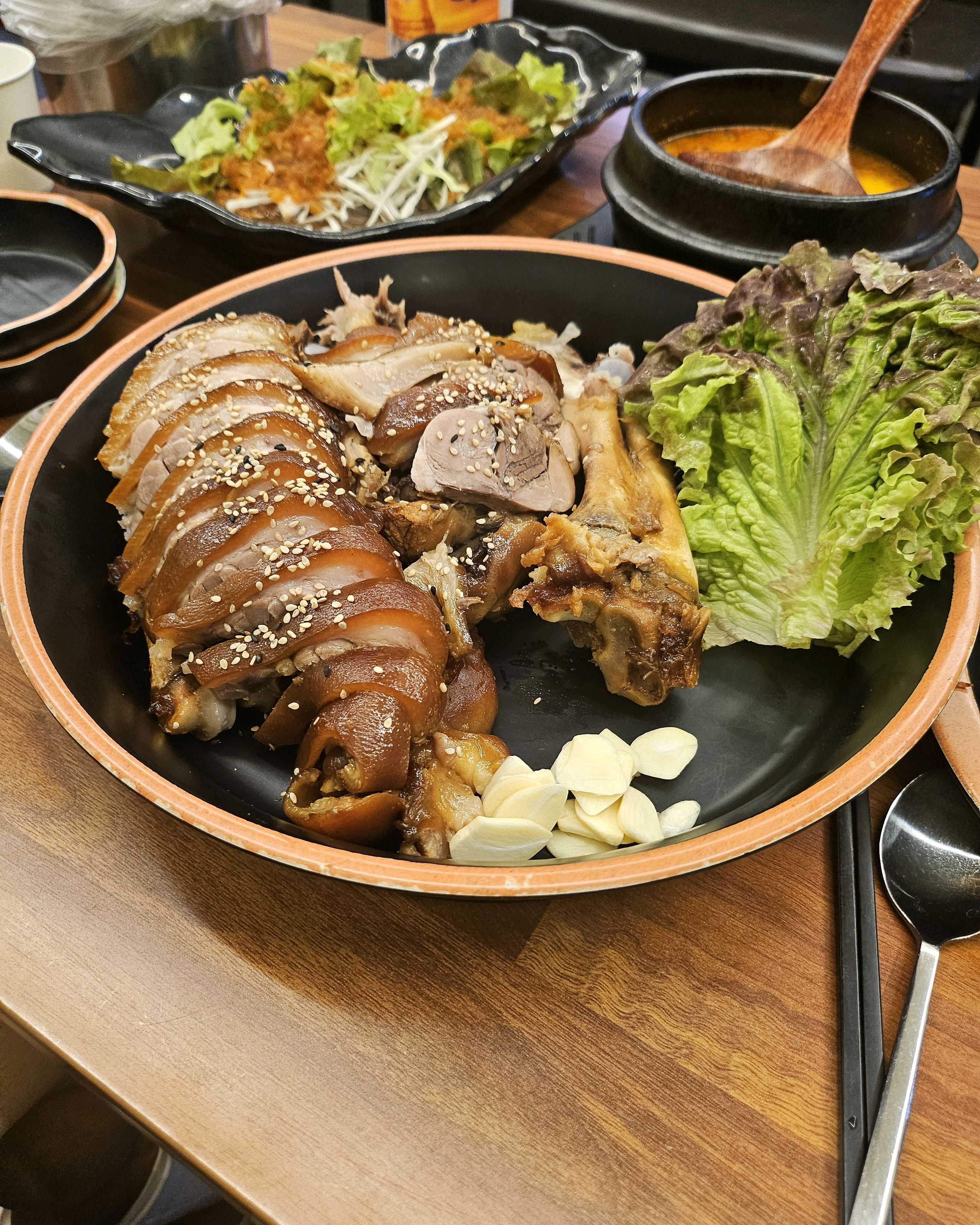 
신당역식당 위풍당당족발 신당점