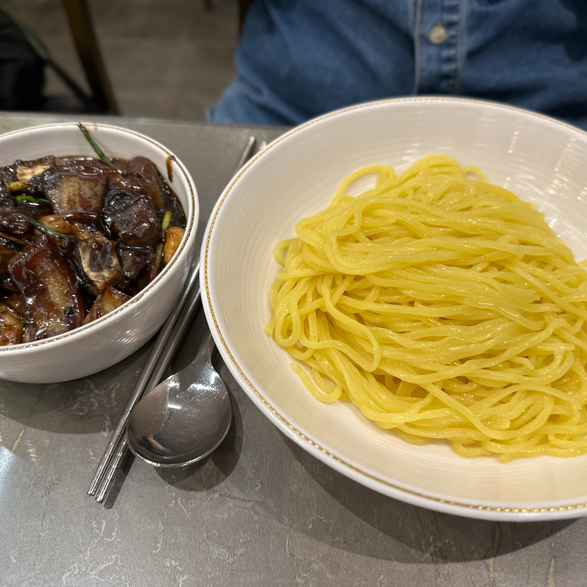 
오목교역식당 현경 목동점