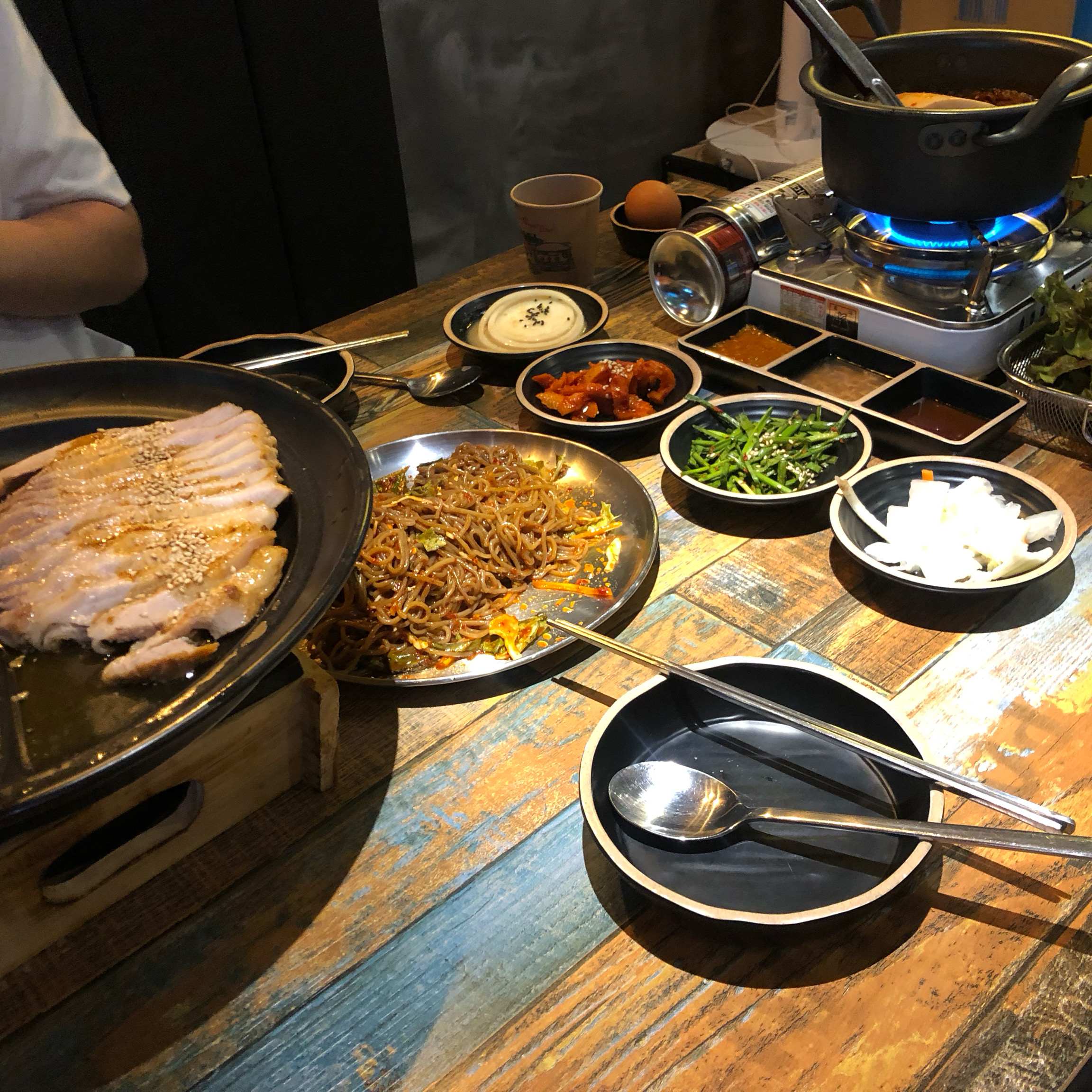 병점역식당 족발신선생 화성병점점
