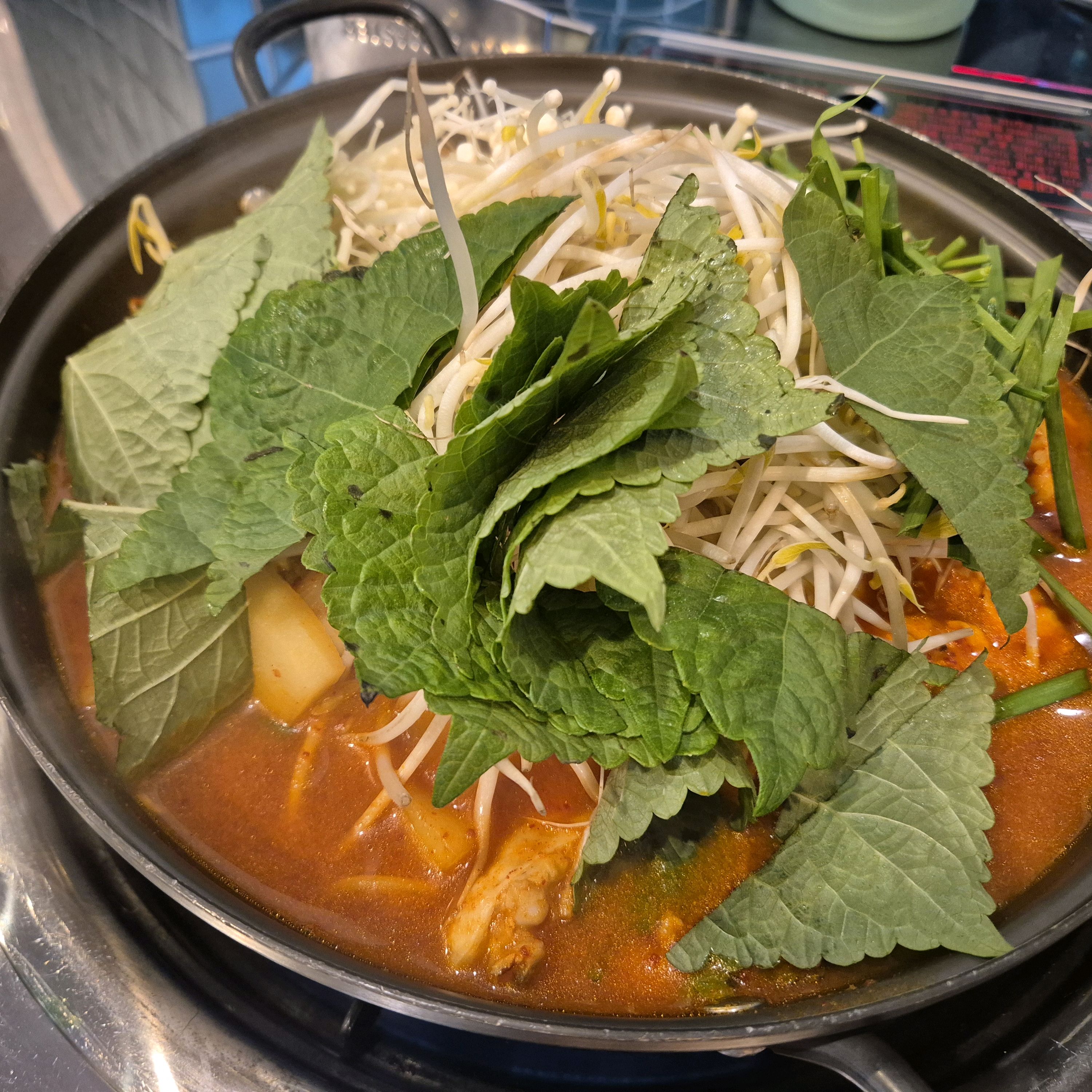 
불광역식당 77년생 곱도리전골식당