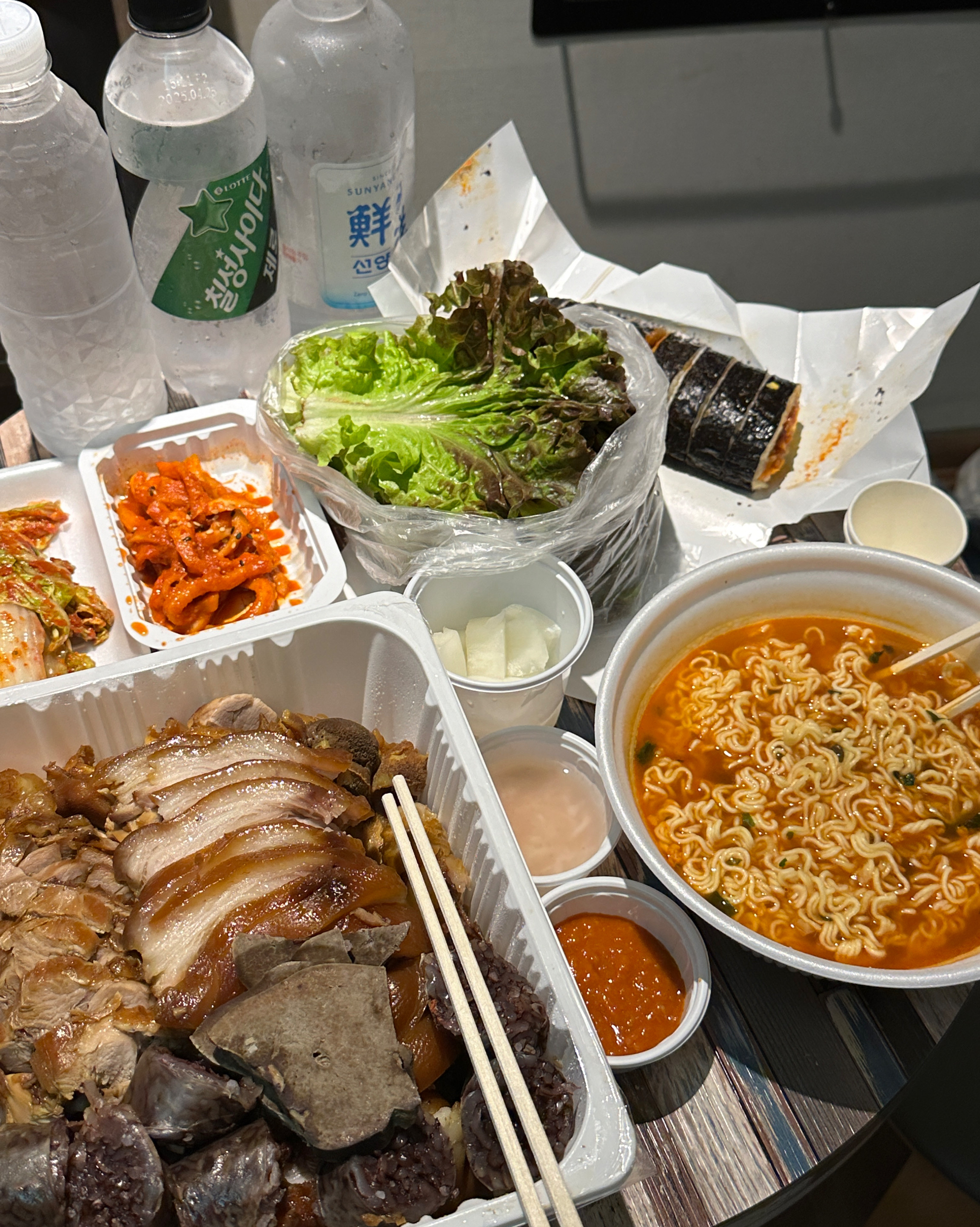 
연신내역식당 보들이족발