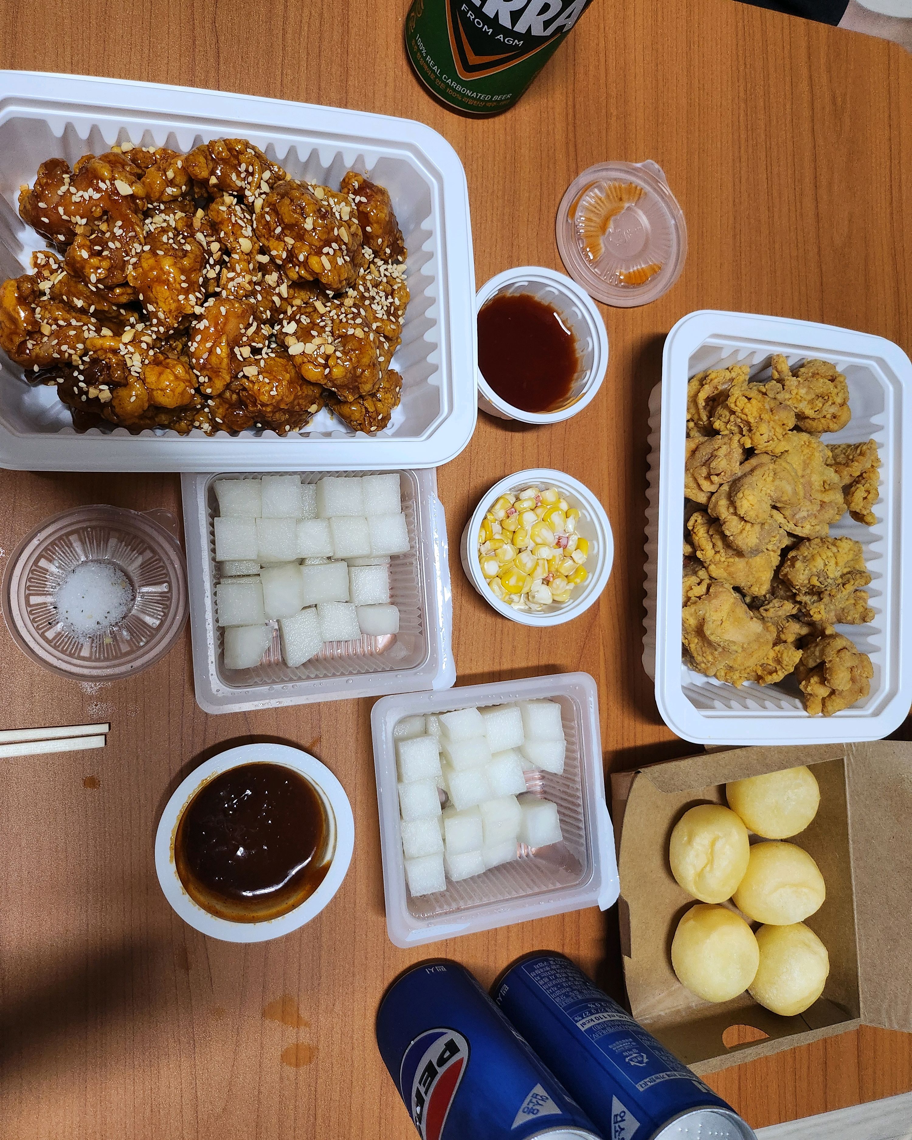  한국 서울 잠실역 주변 치킨 전문점 맛집 이나닭강정 잠실학원사거리점