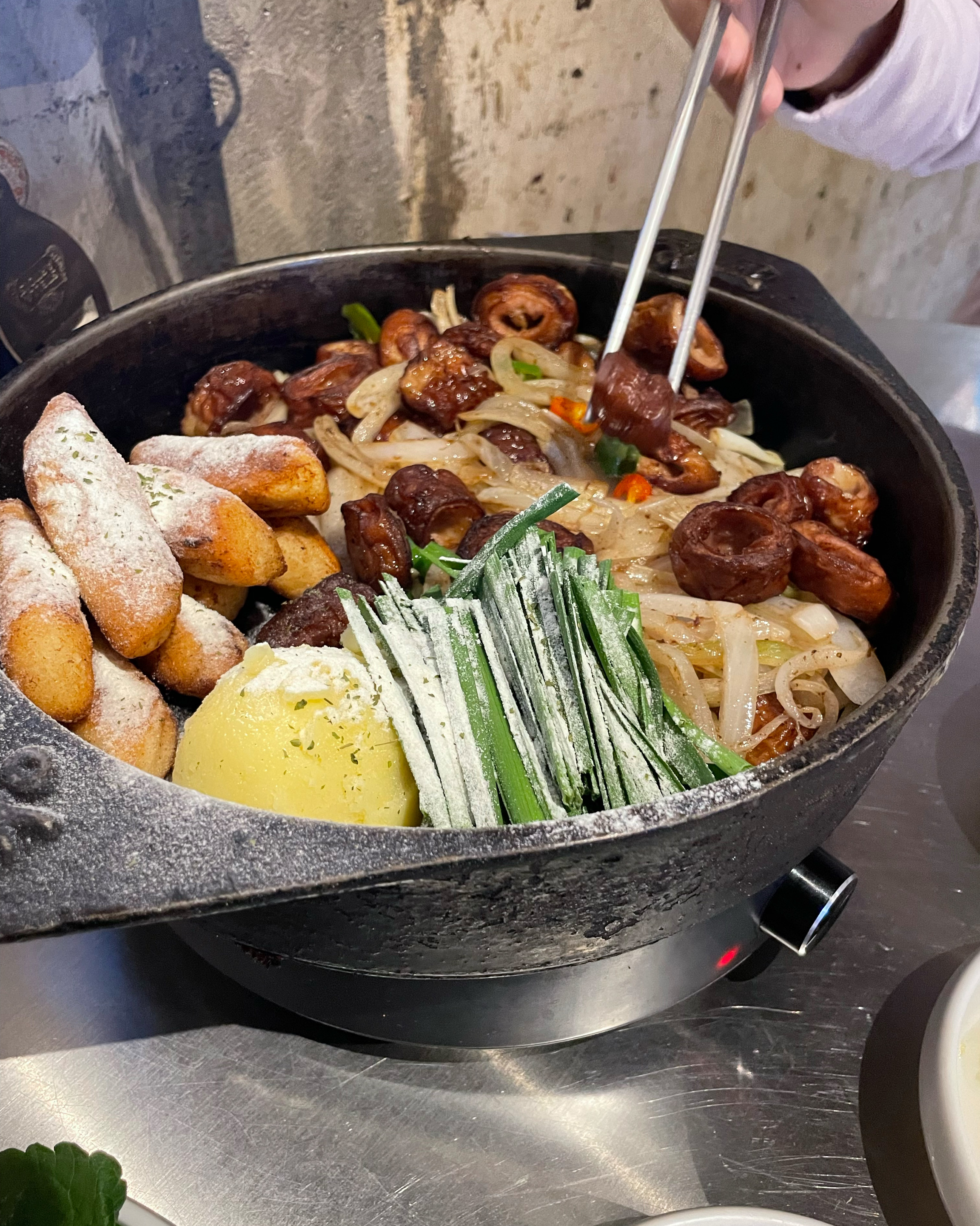 
서울시 강동구 천호동 맛집 대팔이네곱창 천호본점