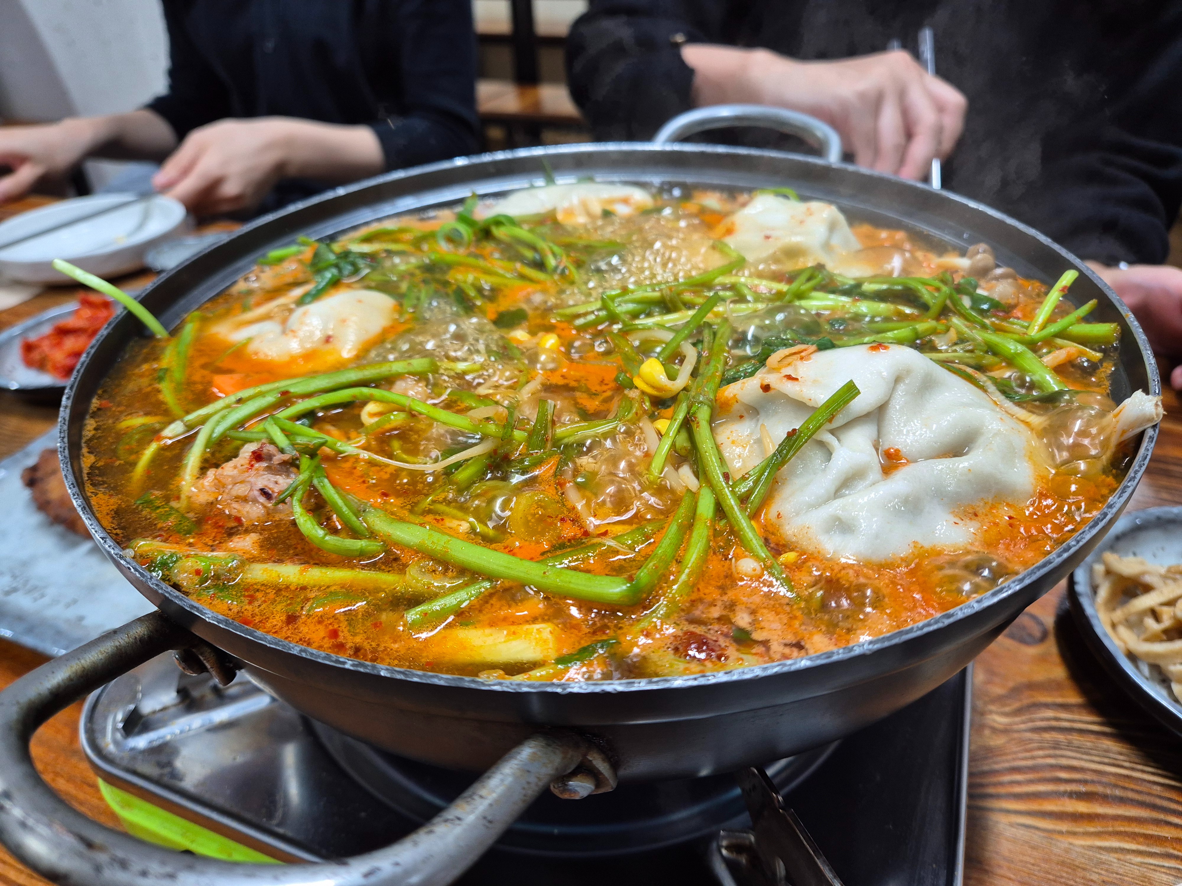 [명동 맛집 이북만두] 직접 가본 로컬 리뷰