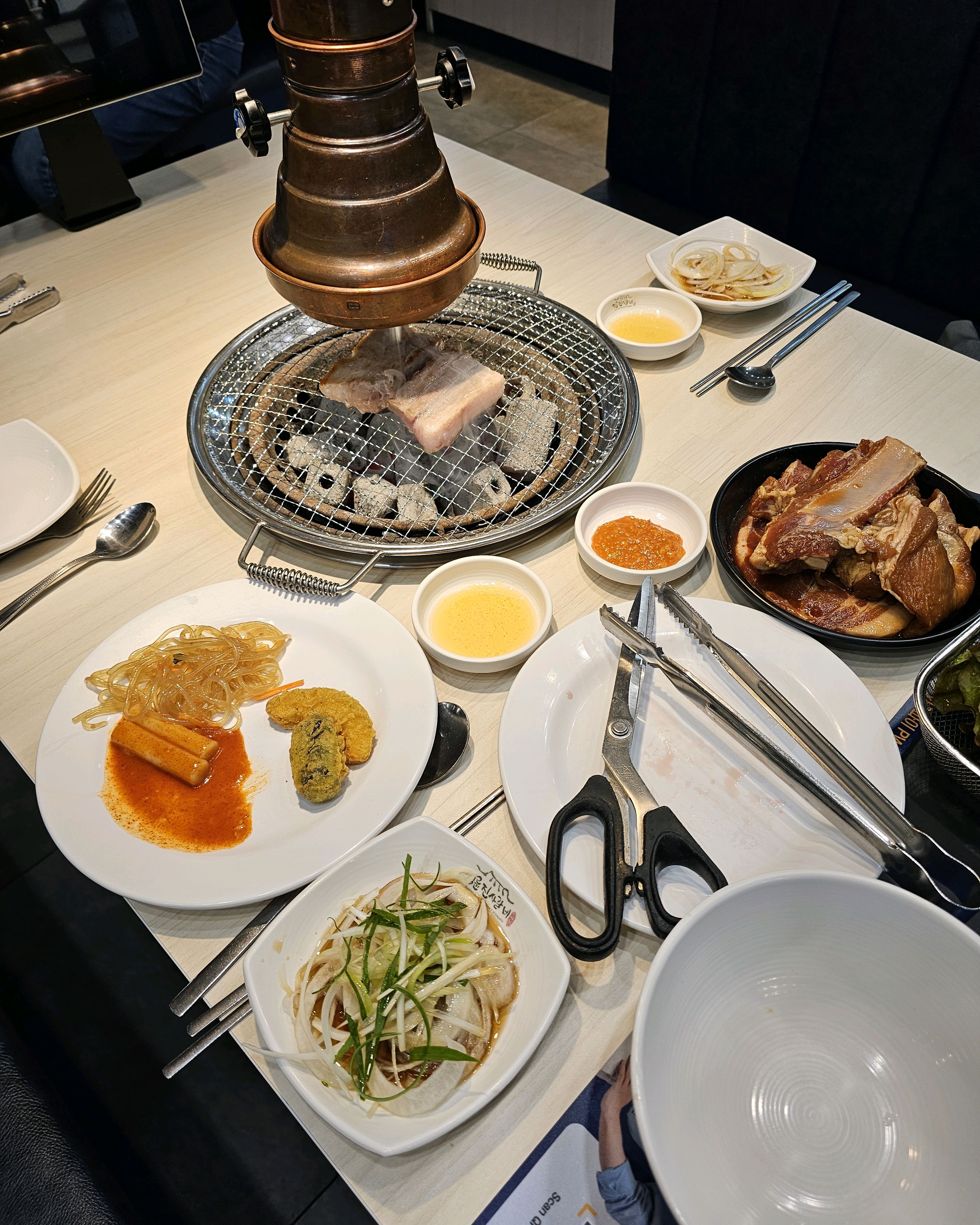 아이와같이왔어요 사장님이 친절하시네여 - 부천 고기집 명륜진사갈비 부천약대오거리점