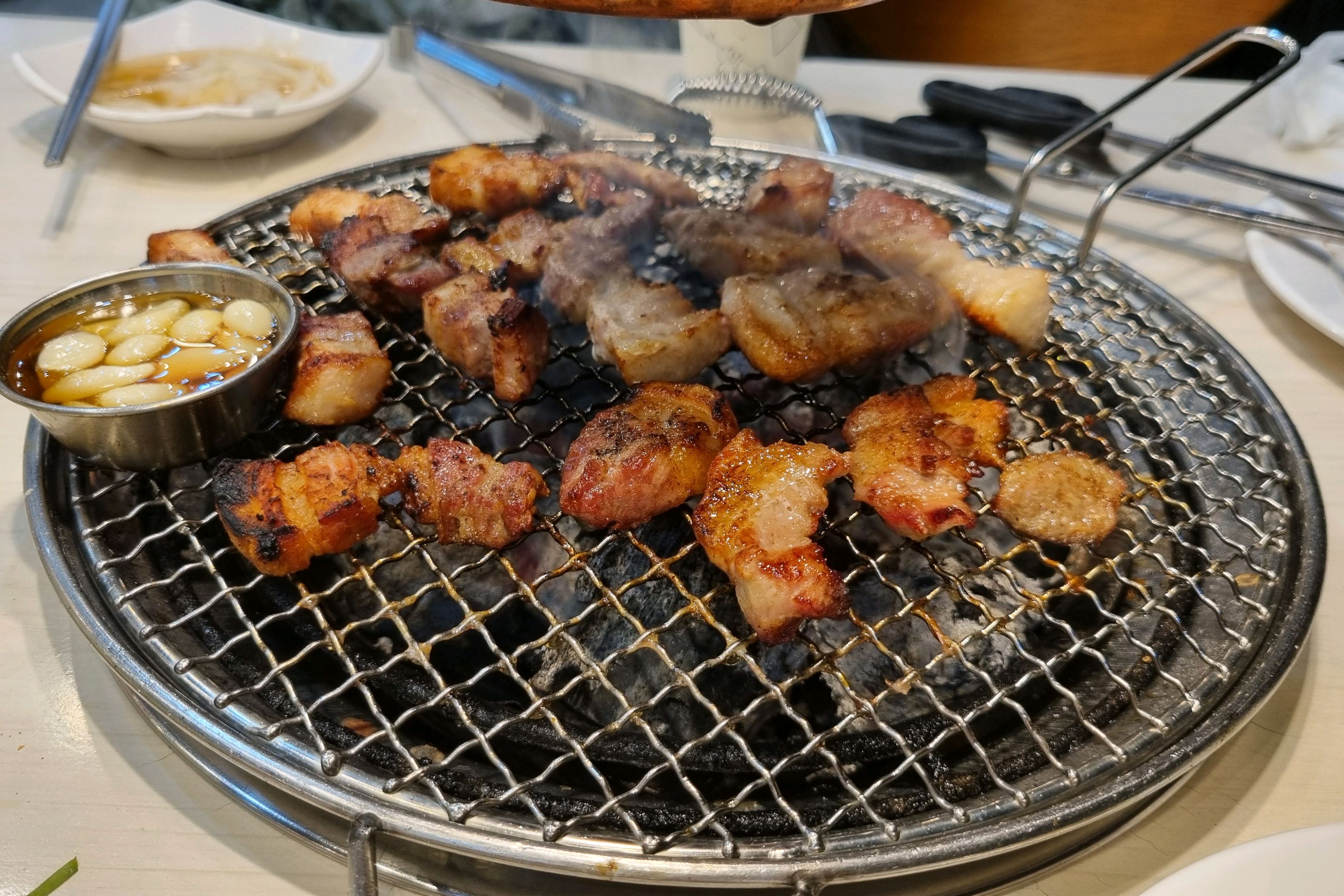 집앞에 있어 종종 이용중인데,, 삼겹살이 맛있어요. - 월곡역 맛집 명륜진사갈비 월곡점