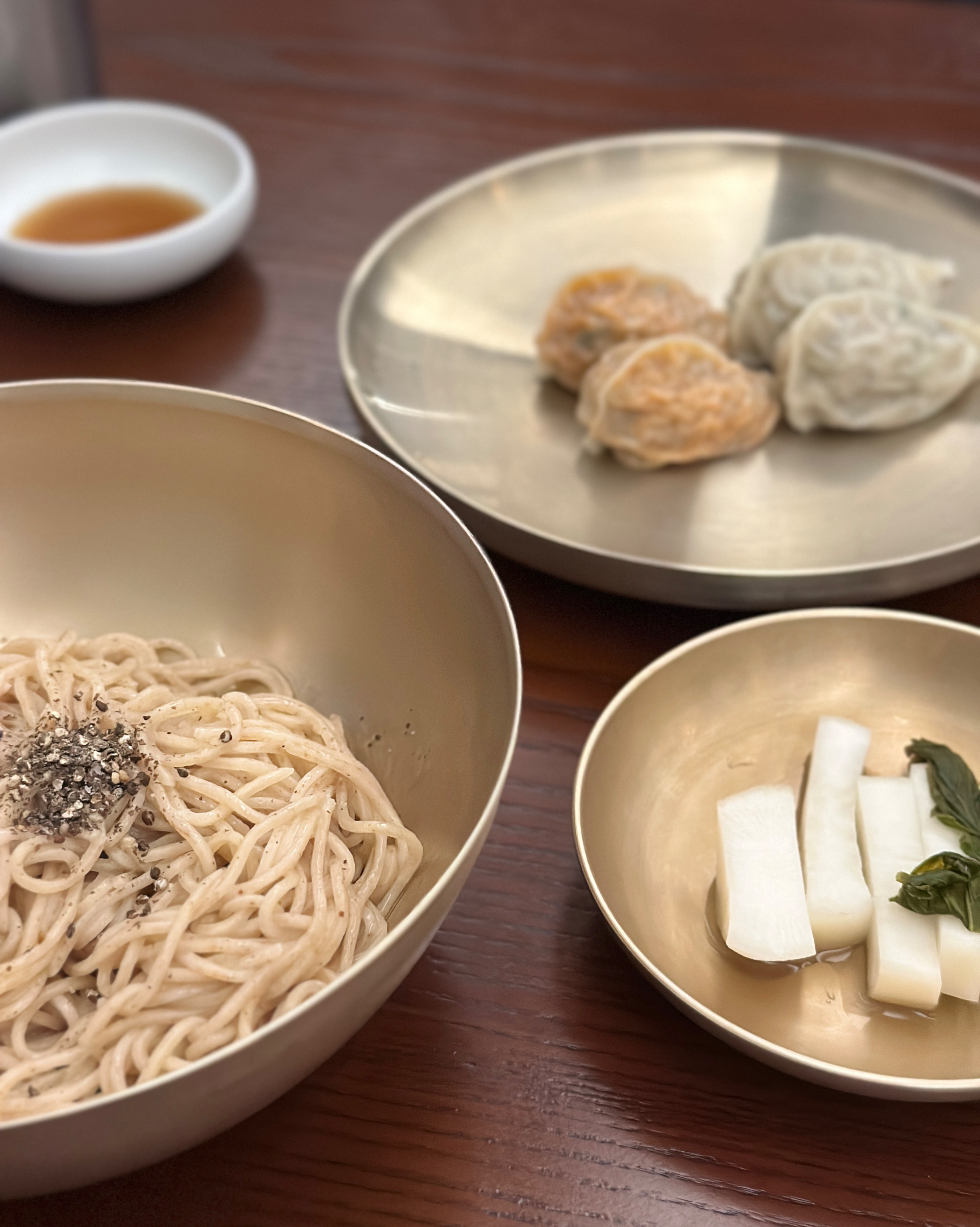 
압구정역식당 면서울