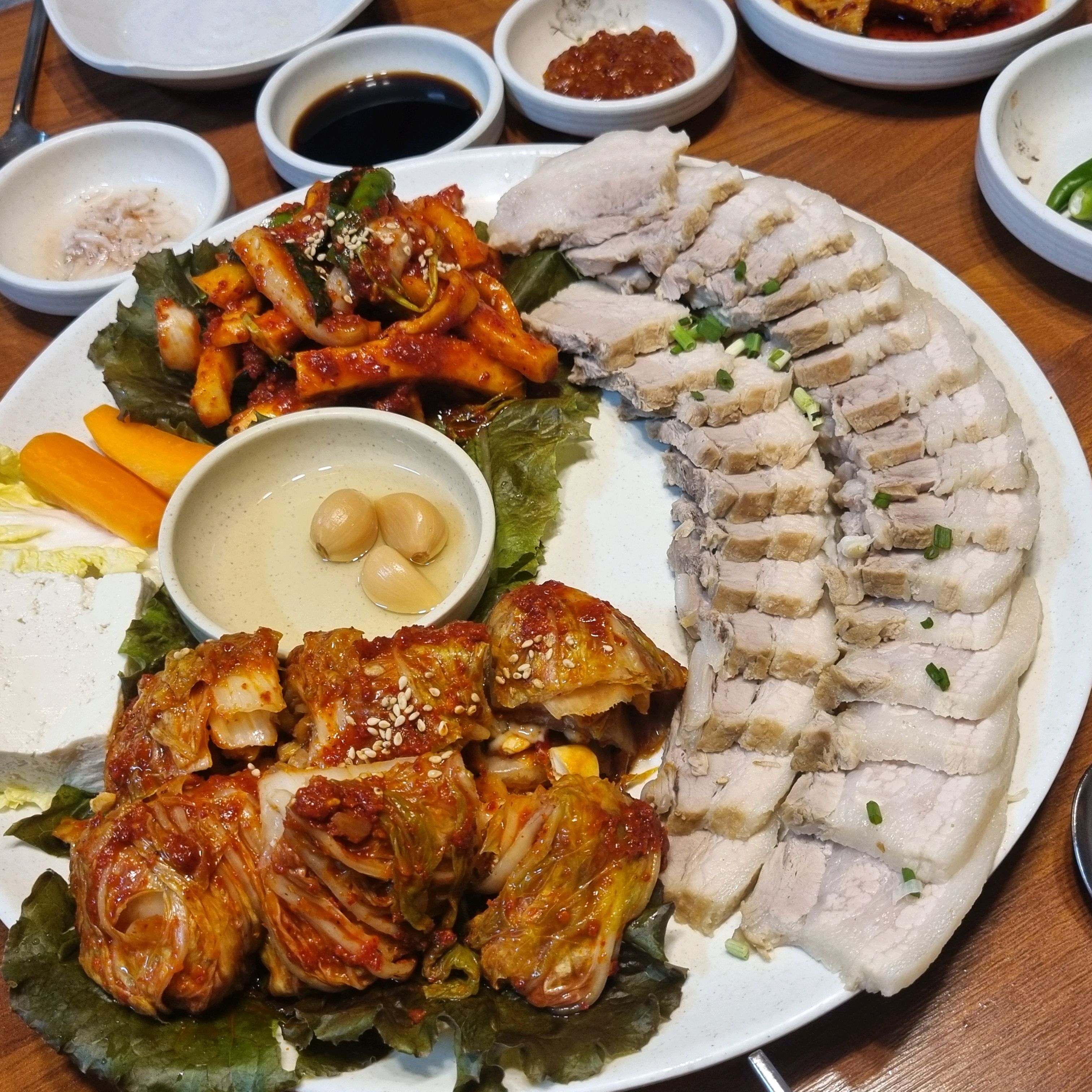 김해 맛집 [김해부영보쌈 본점] 직접 가본 로컬 리뷰