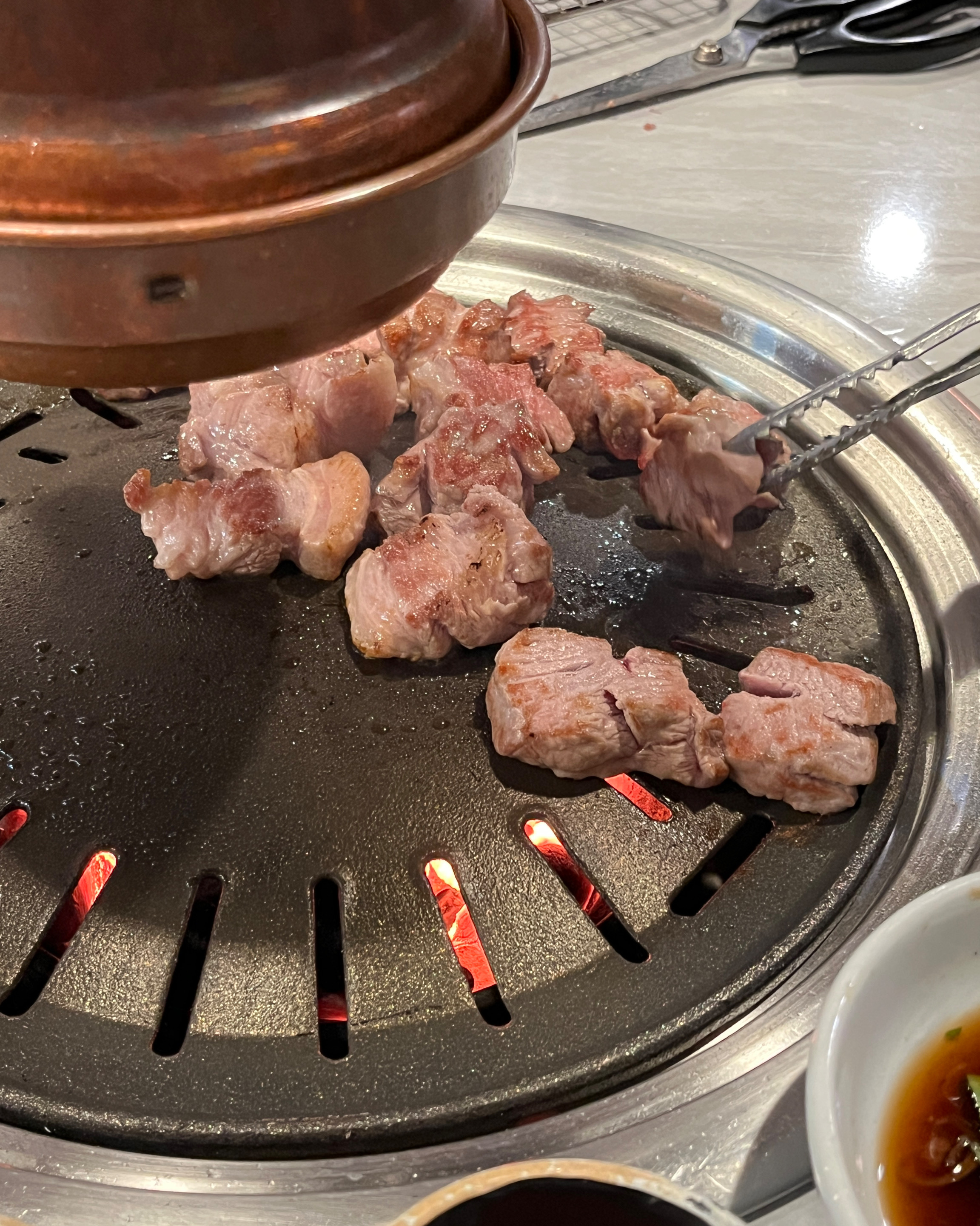 Sinseol-dong Station Restaurant Yukjeon Restaurant No. 1