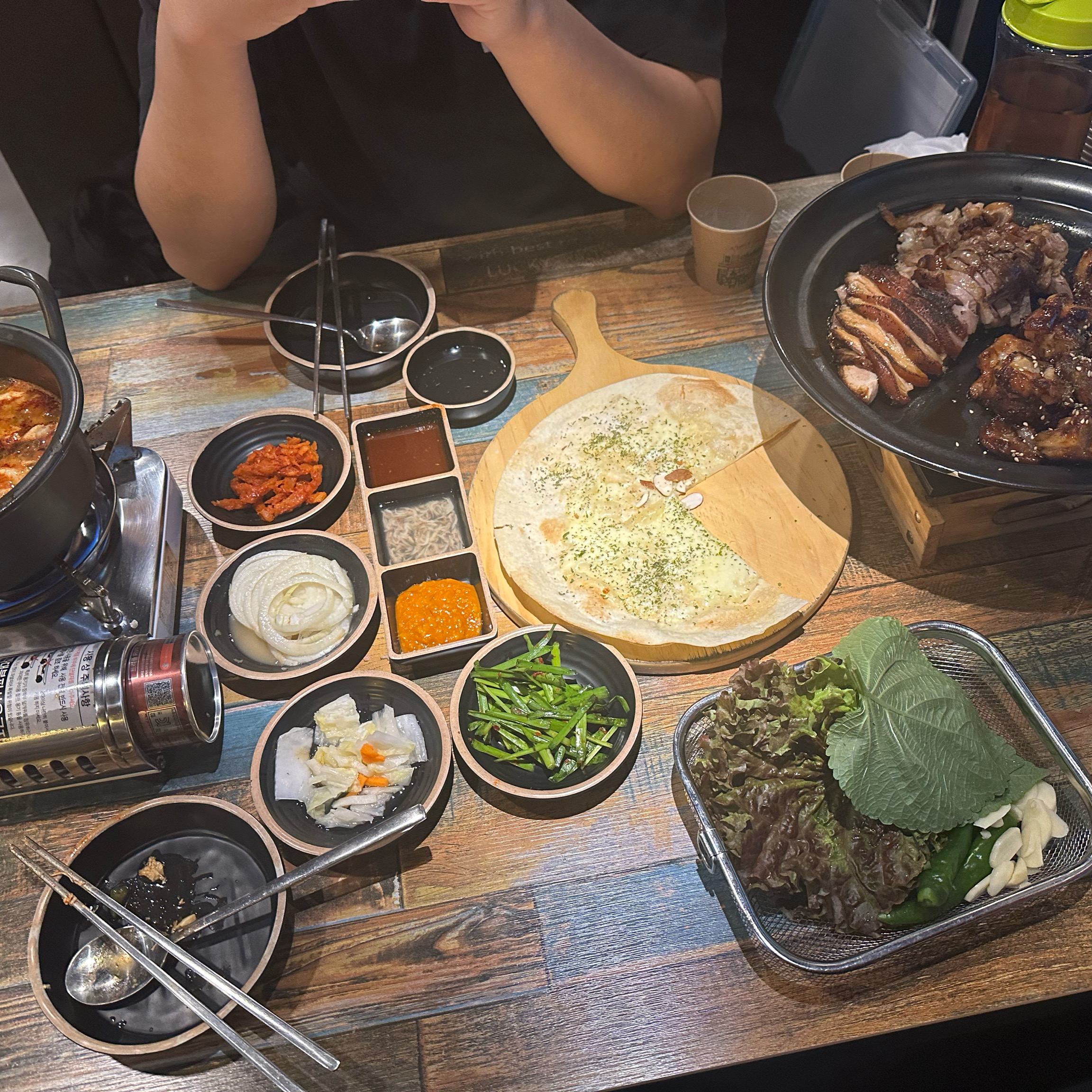 병점역식당 족발신선생 화성병점점