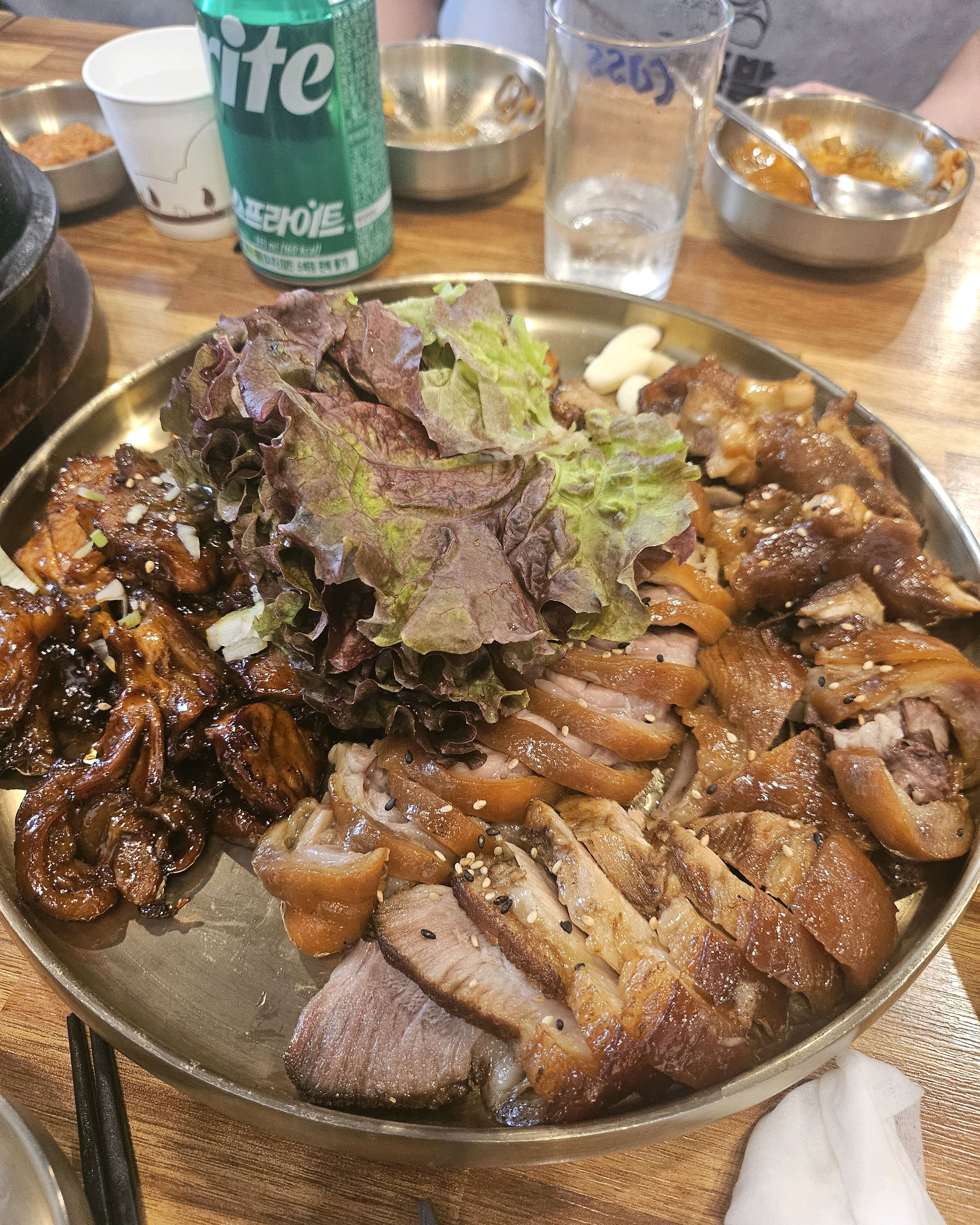 
성수역식당 위풍당당족발