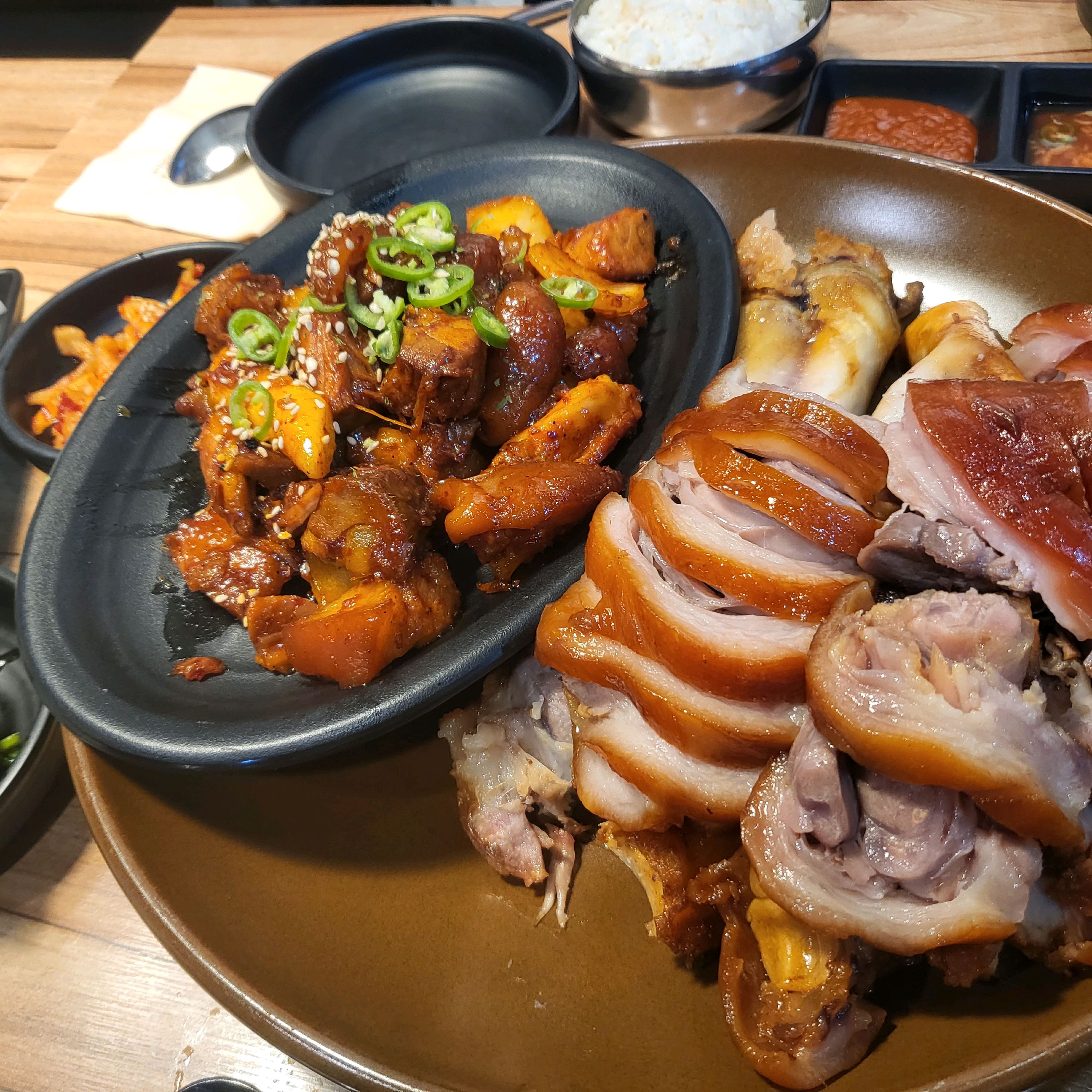 Guro Station Restaurant The Jokbal Shindorim Main Store