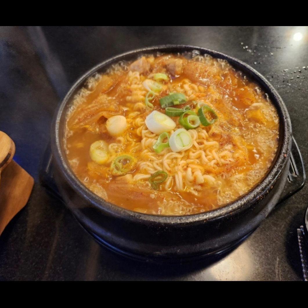 정자역 맛집 오모리찌개 정자점 내돈내산 찐리뷰