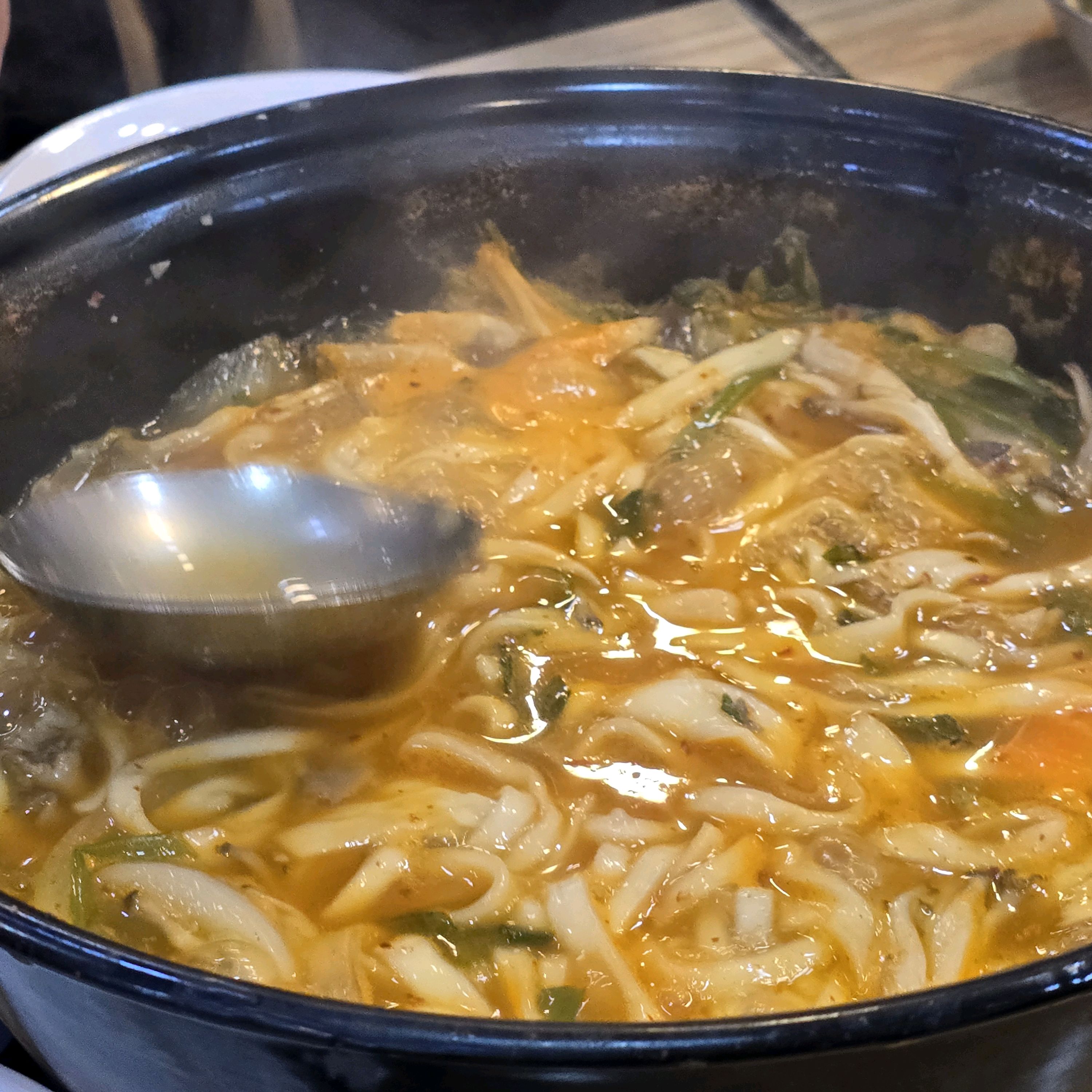 
김포공항역식당 공항칼국수