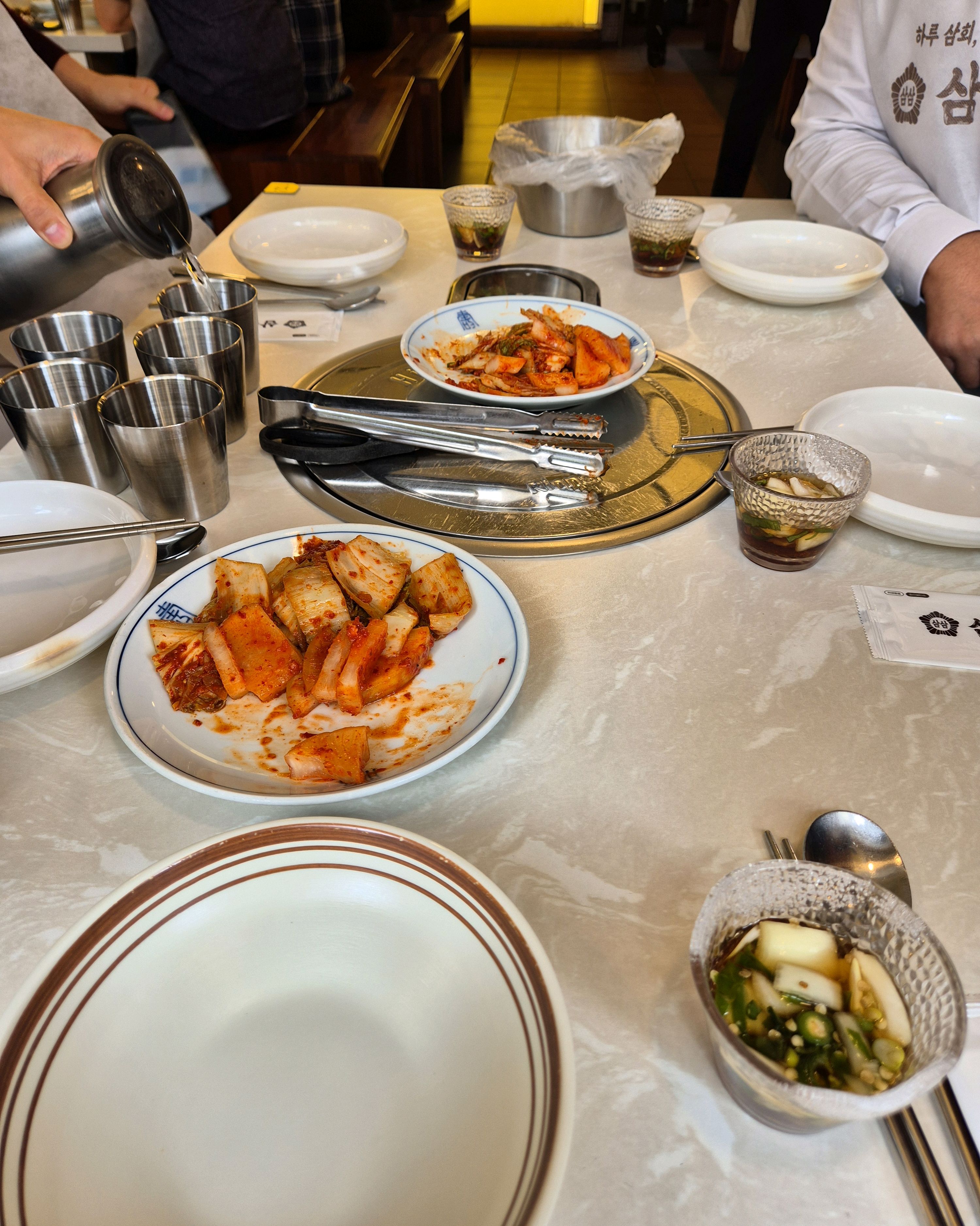 
회기역식당 삼삼뼈국 회기점