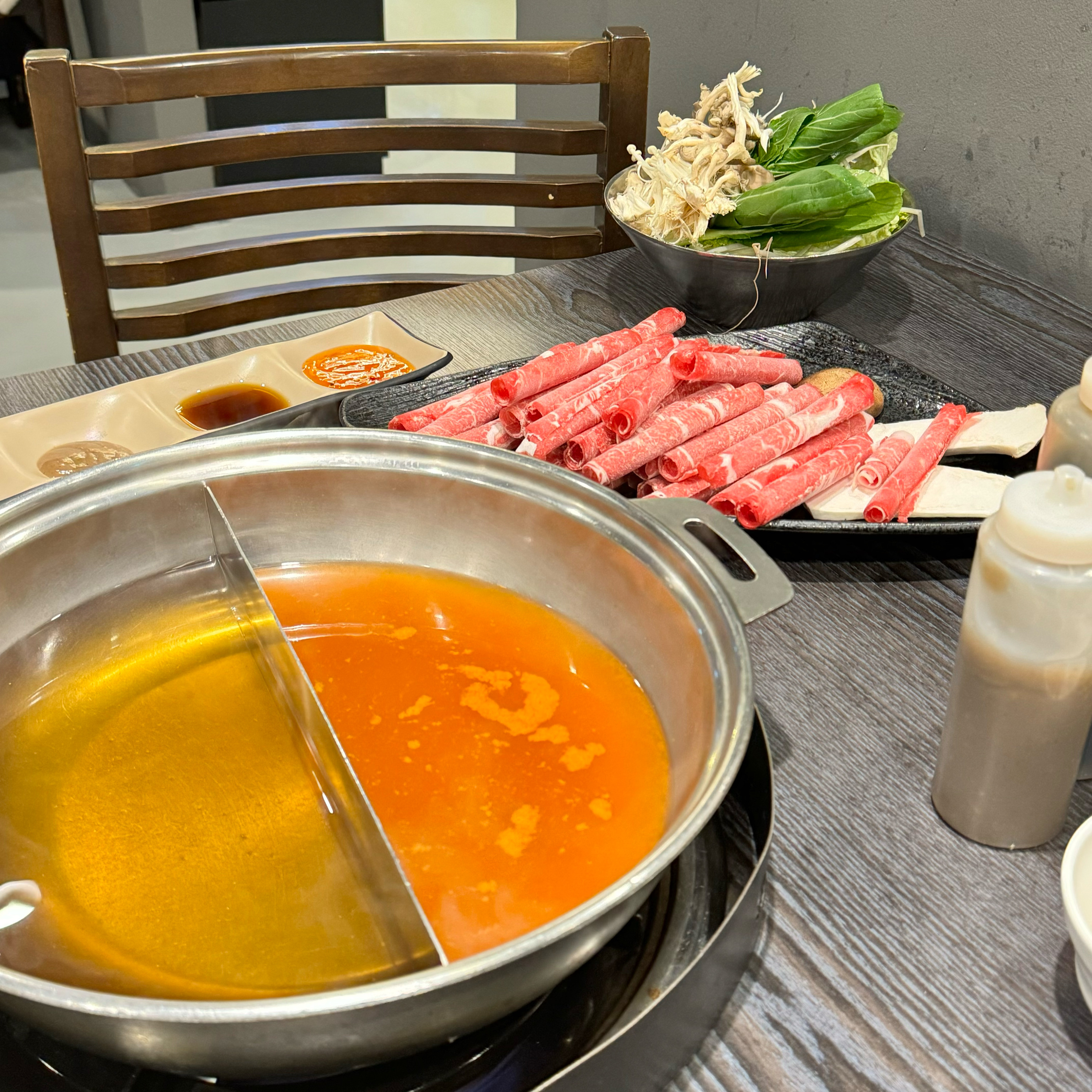 샤브샤브와 월남쌈을 무한으로 즐길 수 있어서 좋아요 - 수지구청 맛집 소담촌 수지구청점