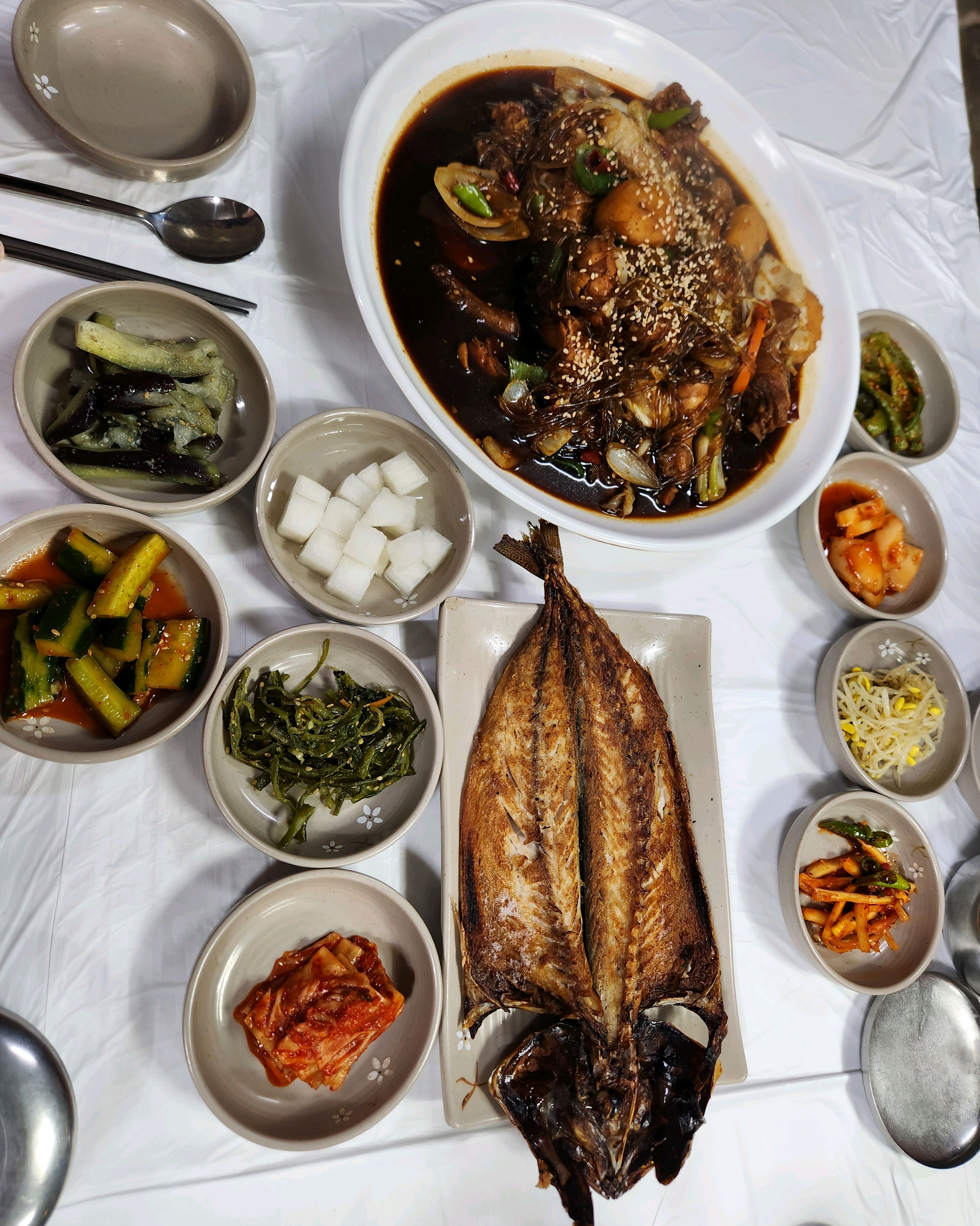 음식 깔끔하고 너무 맛있어요. - 하회마을 맛집 하회식당