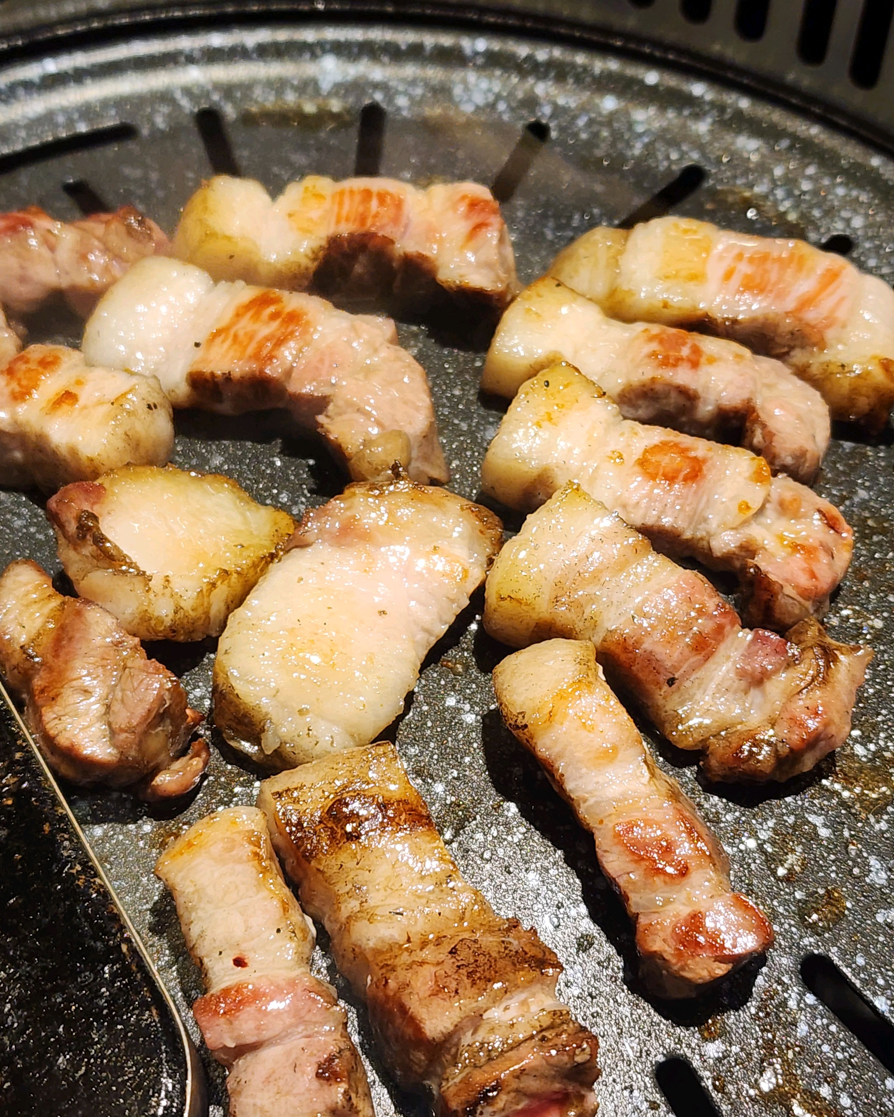 Baekseok Station Restaurant Han Gojip
